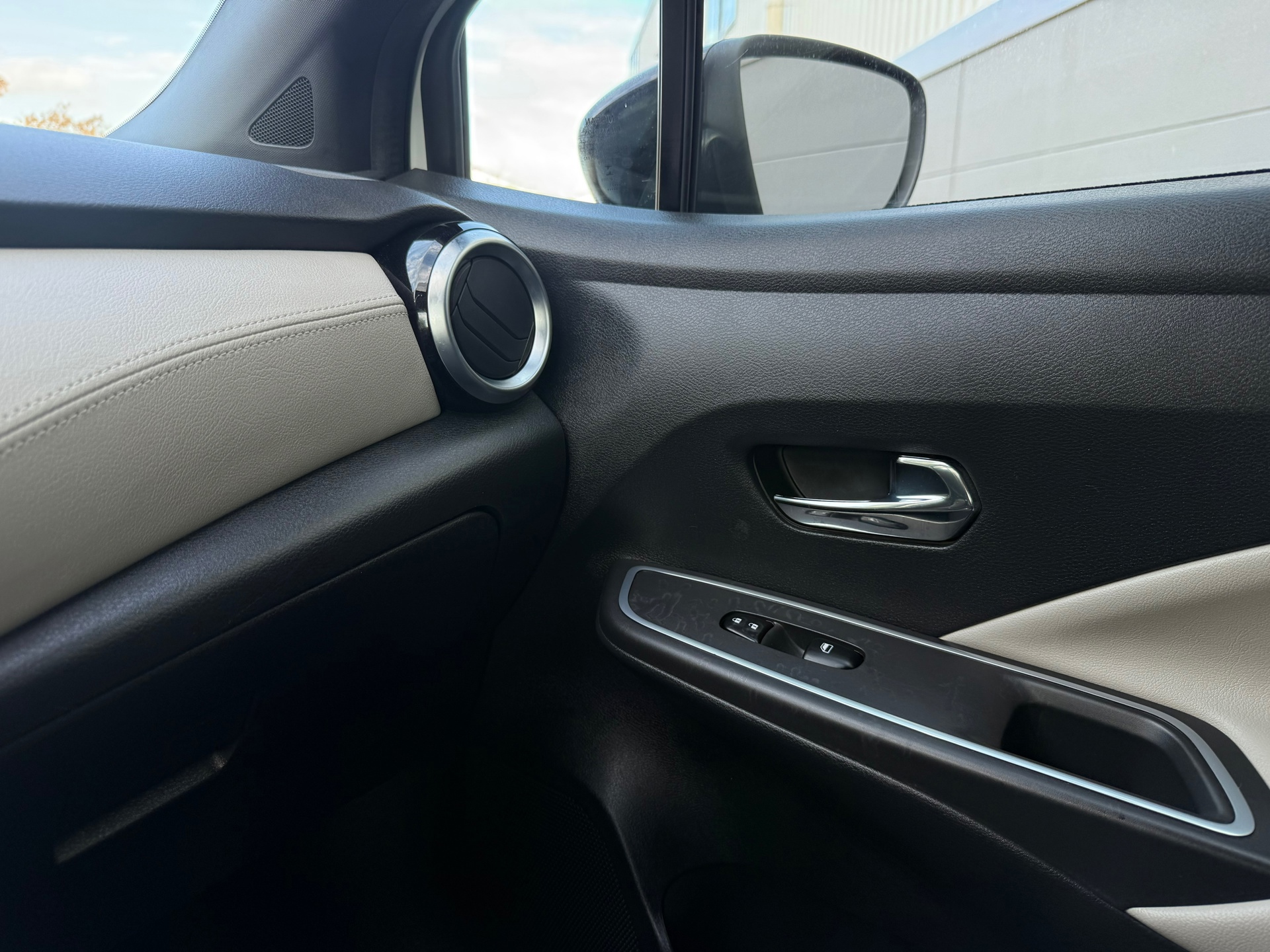 Nissan Micra 1.0 IG-T N-Design (2021), foto 19