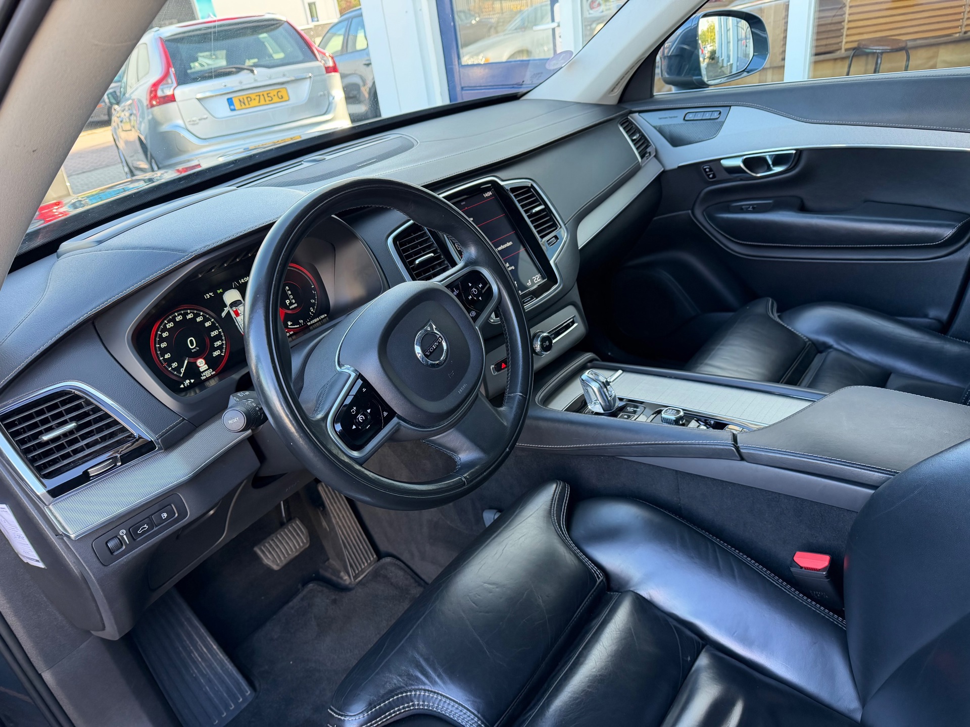 Volvo XC90 2.0 T8 Twin Engine AWD Inscription (2019), foto 13