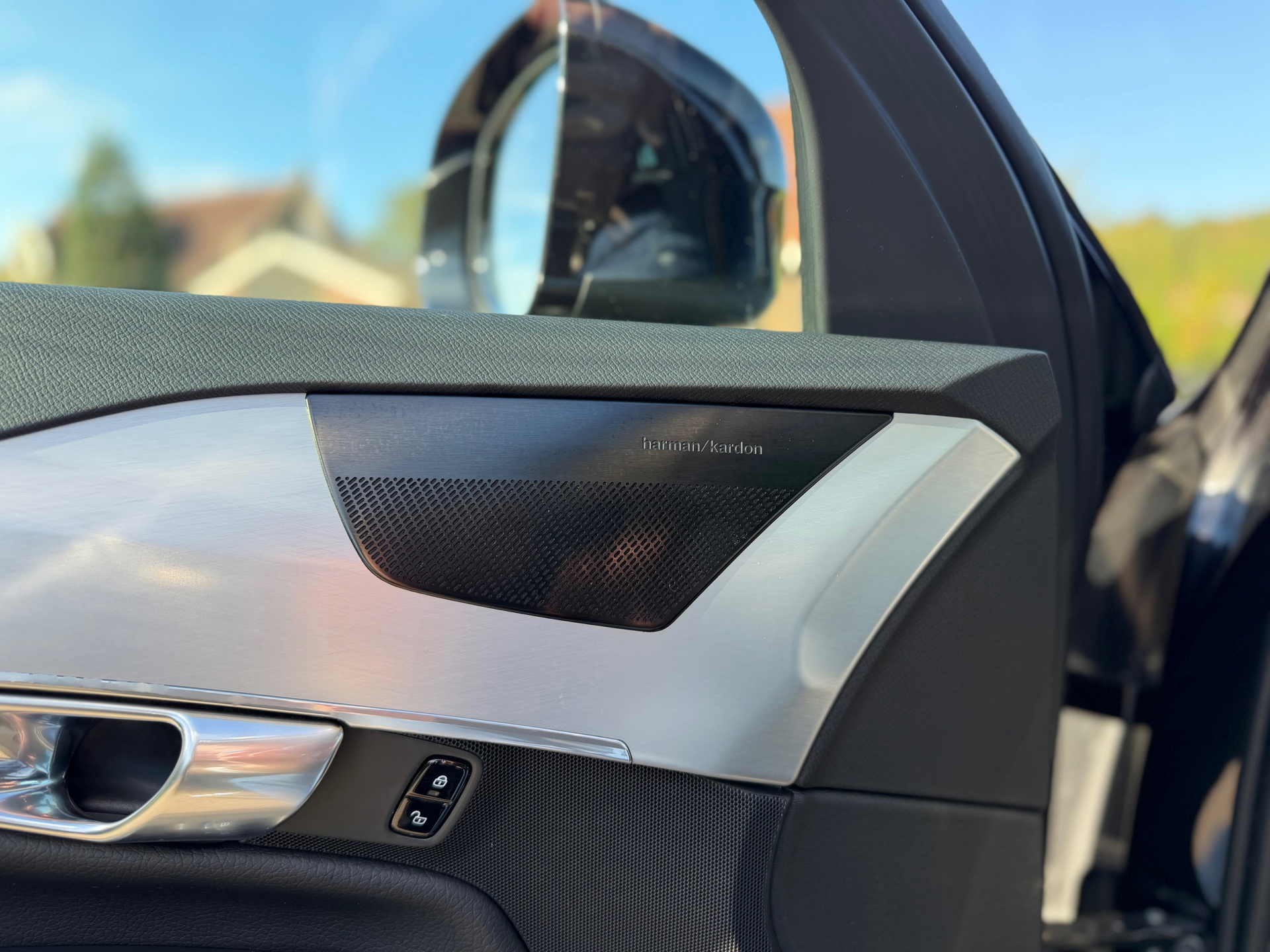 Volvo XC90 2.0 T8 Twin Engine AWD Momentum (2019), foto 13