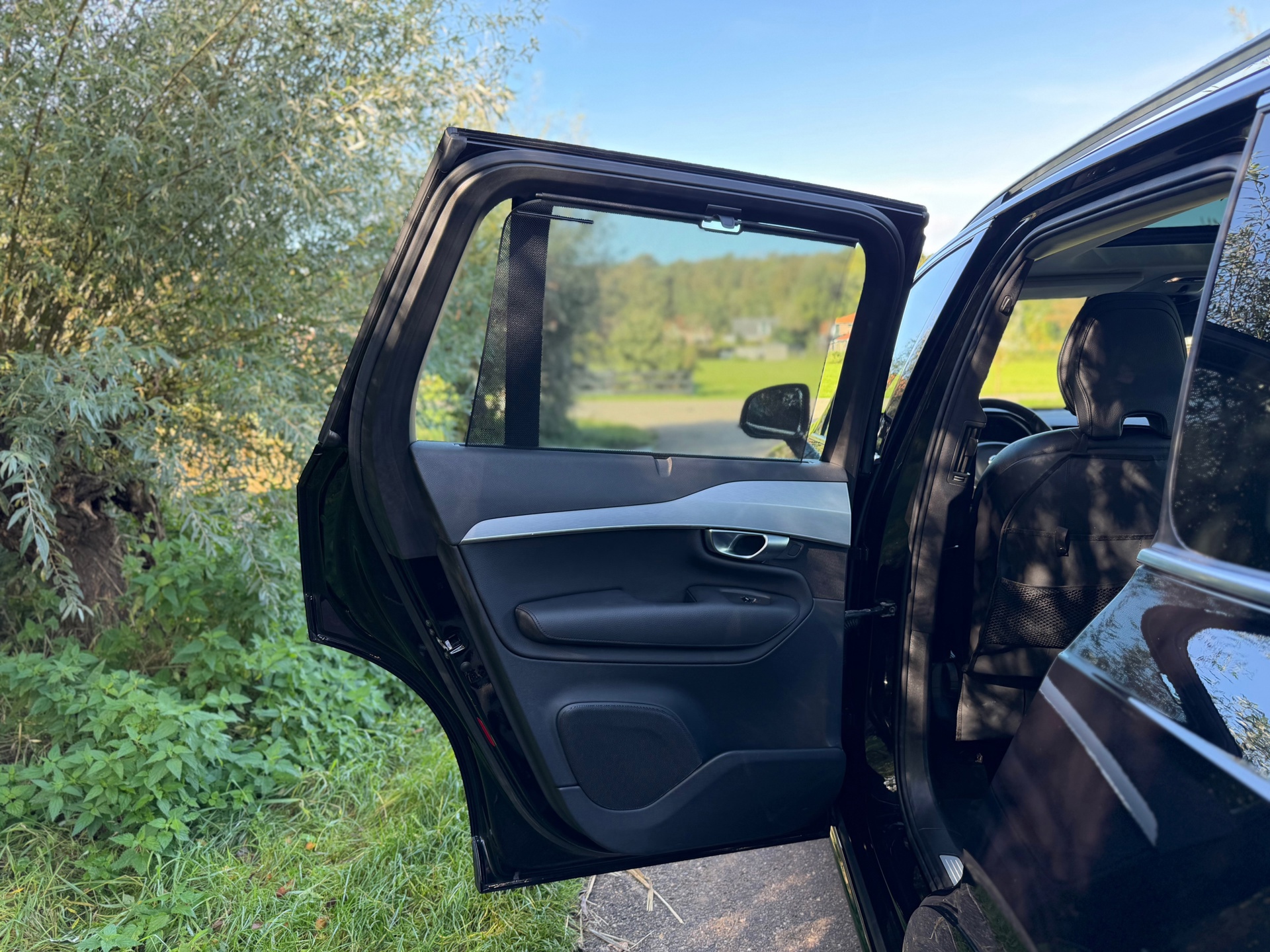 Volvo XC90 2.0 T8 Twin Engine AWD Momentum (2019), foto 26