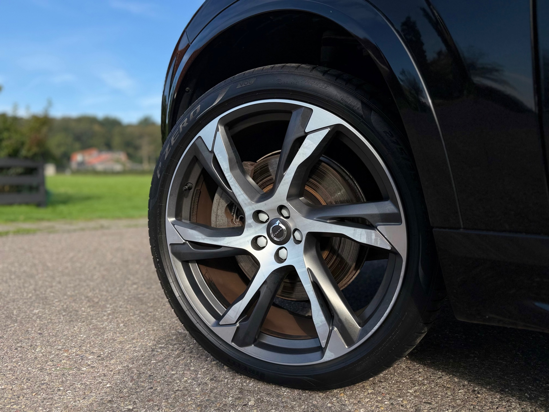 Volvo XC90 2.0 T8 Twin Engine AWD Momentum (2019), foto 32