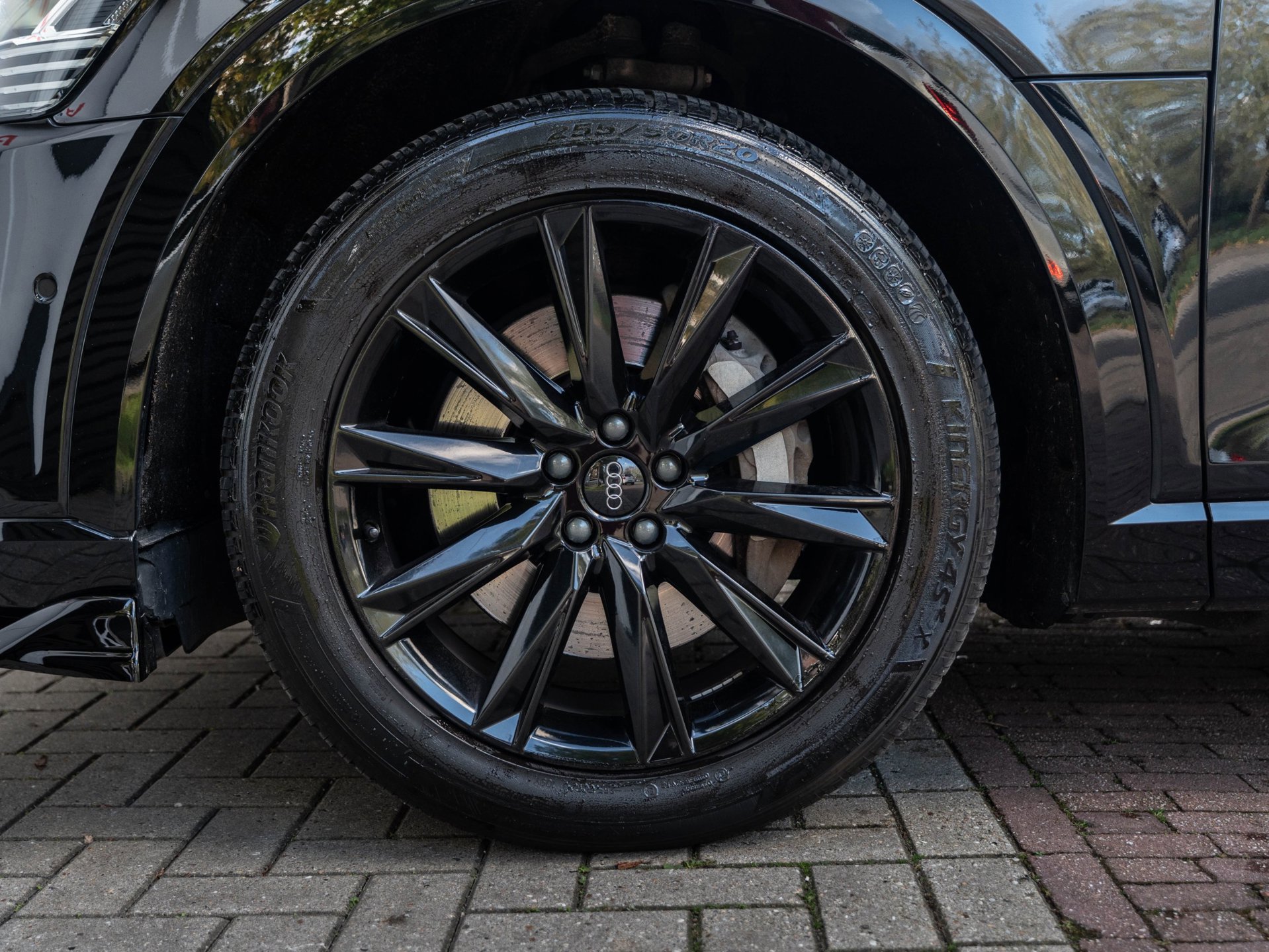 Audi E-tron 50 quattro Launch edition Black 71 kWh (2019), foto 11