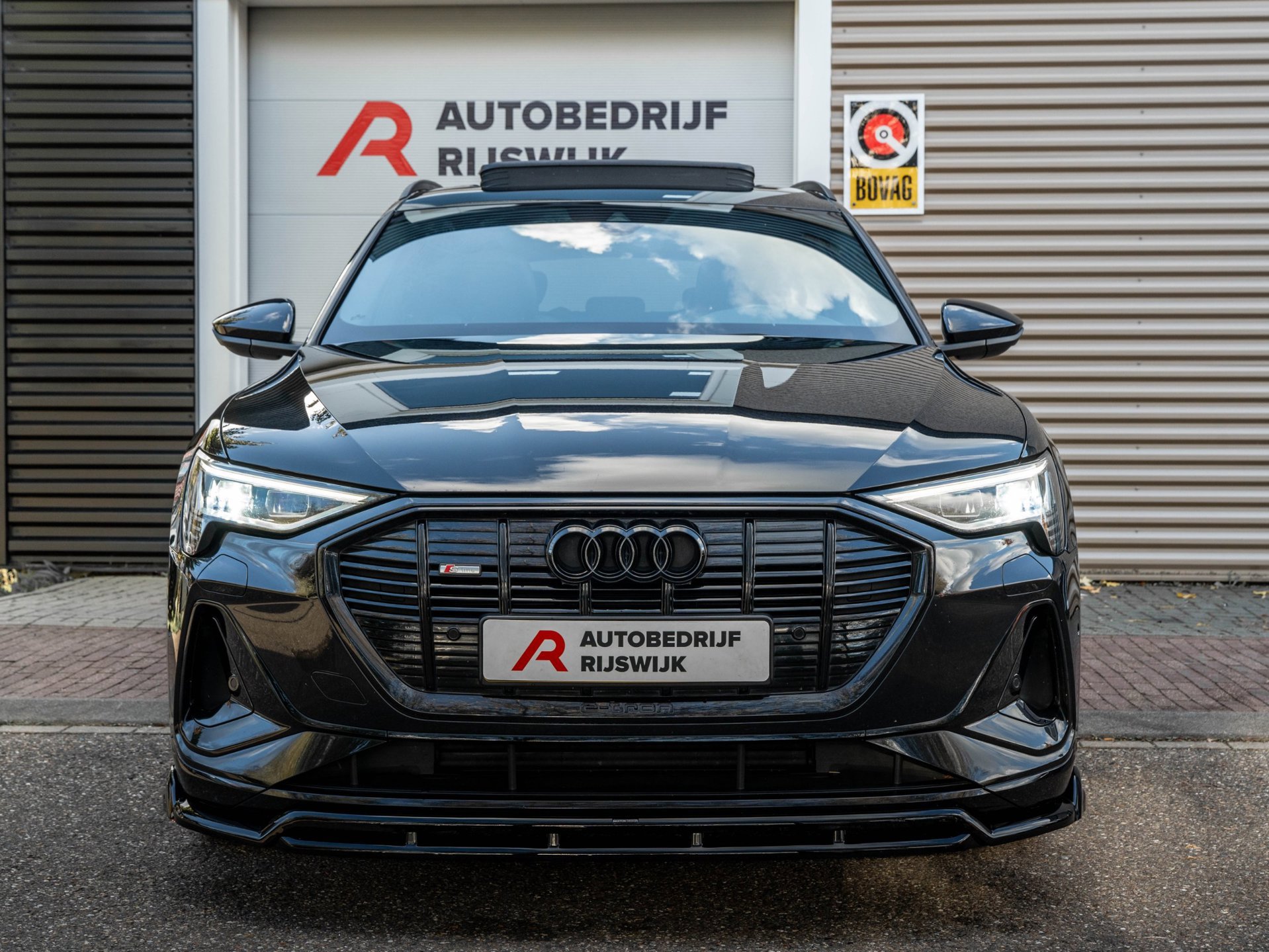 Audi E-tron 50 quattro Launch edition Black 71 kWh (2019), foto 7