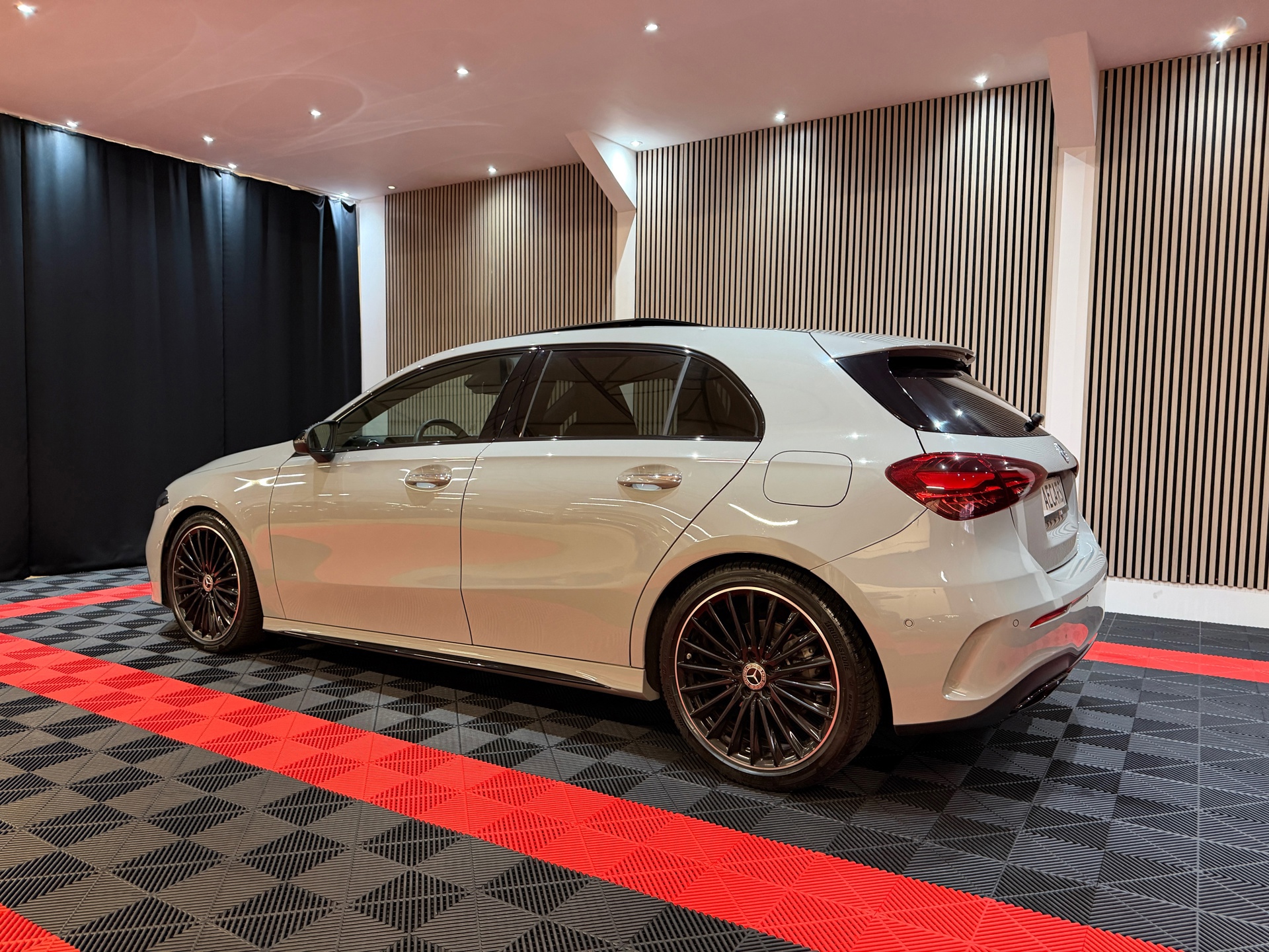 Mercedes-Benz A-klasse A200 Star Edition AMG Line LIMITED 2025 Alphine (2025), foto 14