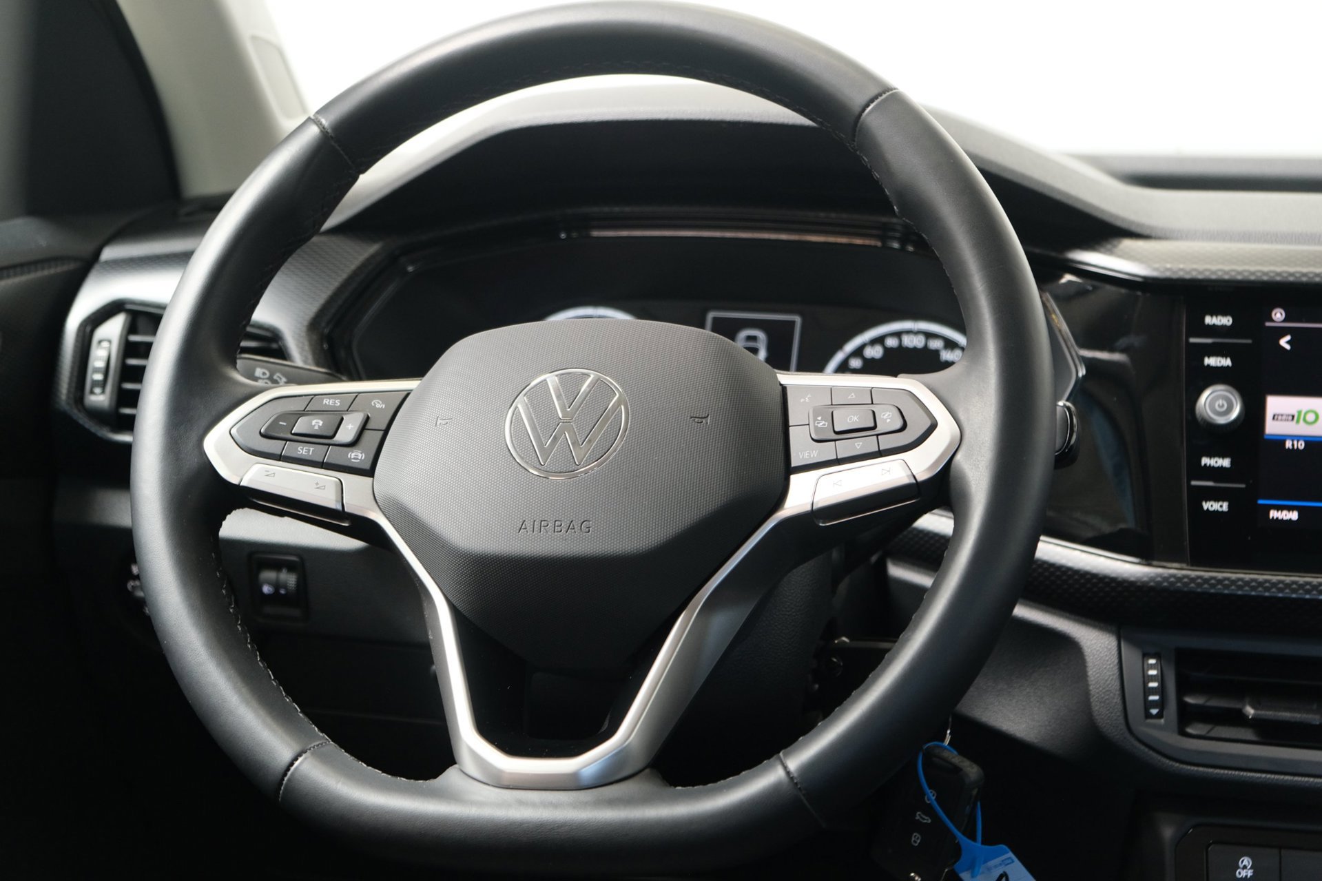 Volkswagen T-Cross 1.0 TSI Life (2022), foto 14