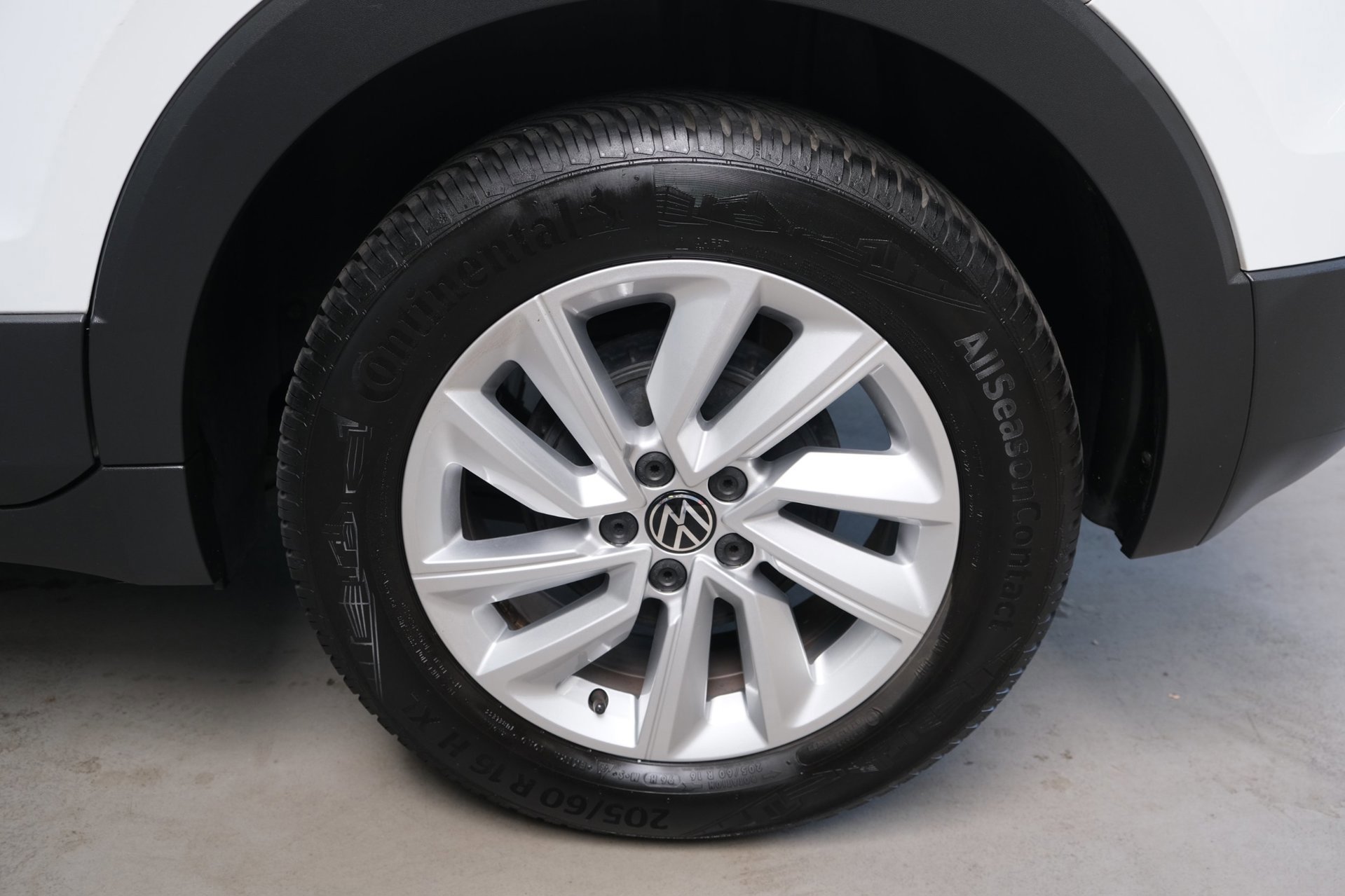 Volkswagen T-Cross 1.0 TSI Life (2022), foto 27