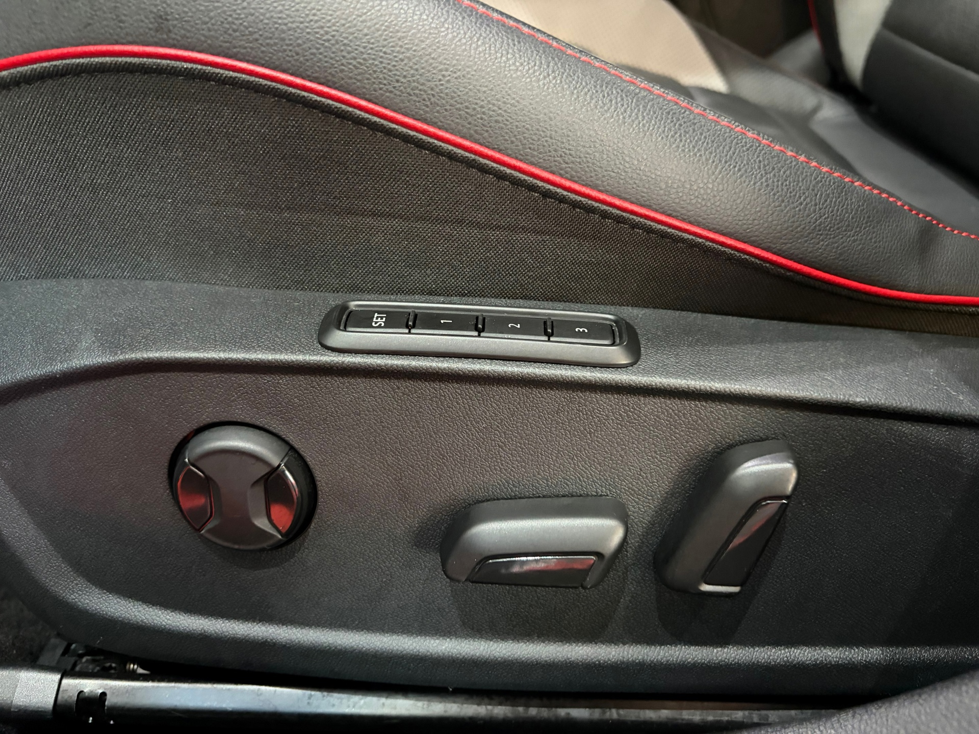 Volkswagen Golf 2.0 TSI GTI Clubsport (2023), foto 15