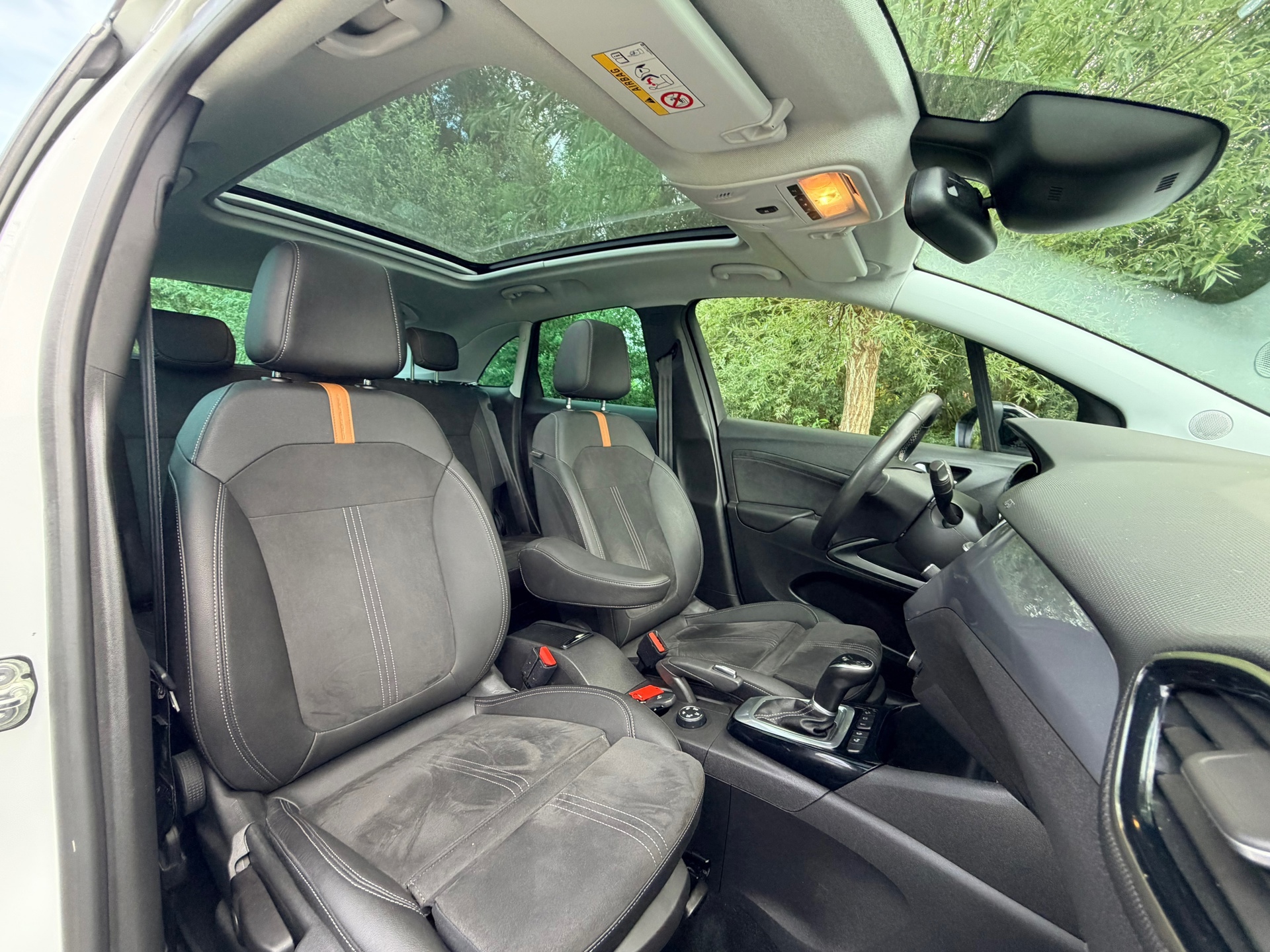Opel Crossland 1.2 Turbo Ultimate (2021), foto 2