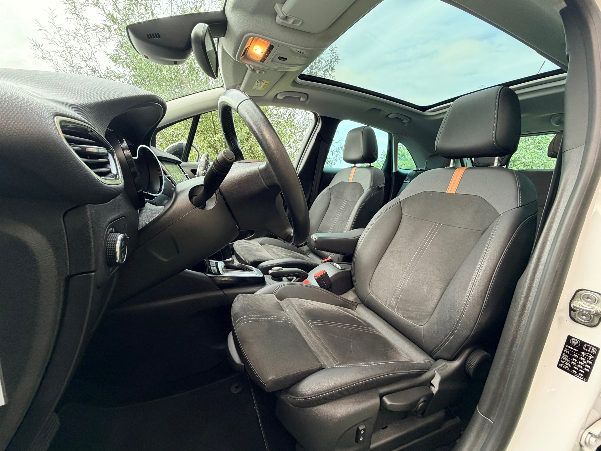 Opel Crossland 1.2 Turbo Ultimate (2021), foto 4