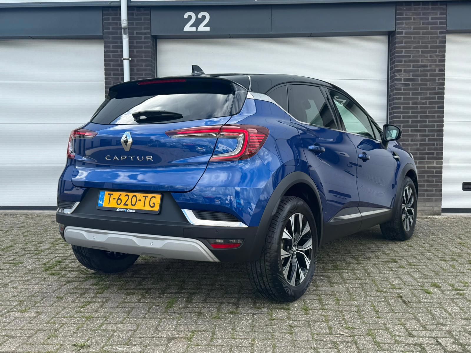 Renault Captur 1.0 TCe 90 techno (2023), foto 5