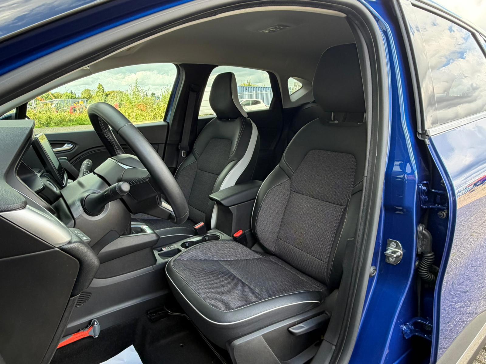 Renault Captur 1.0 TCe 90 techno (2023), foto 7