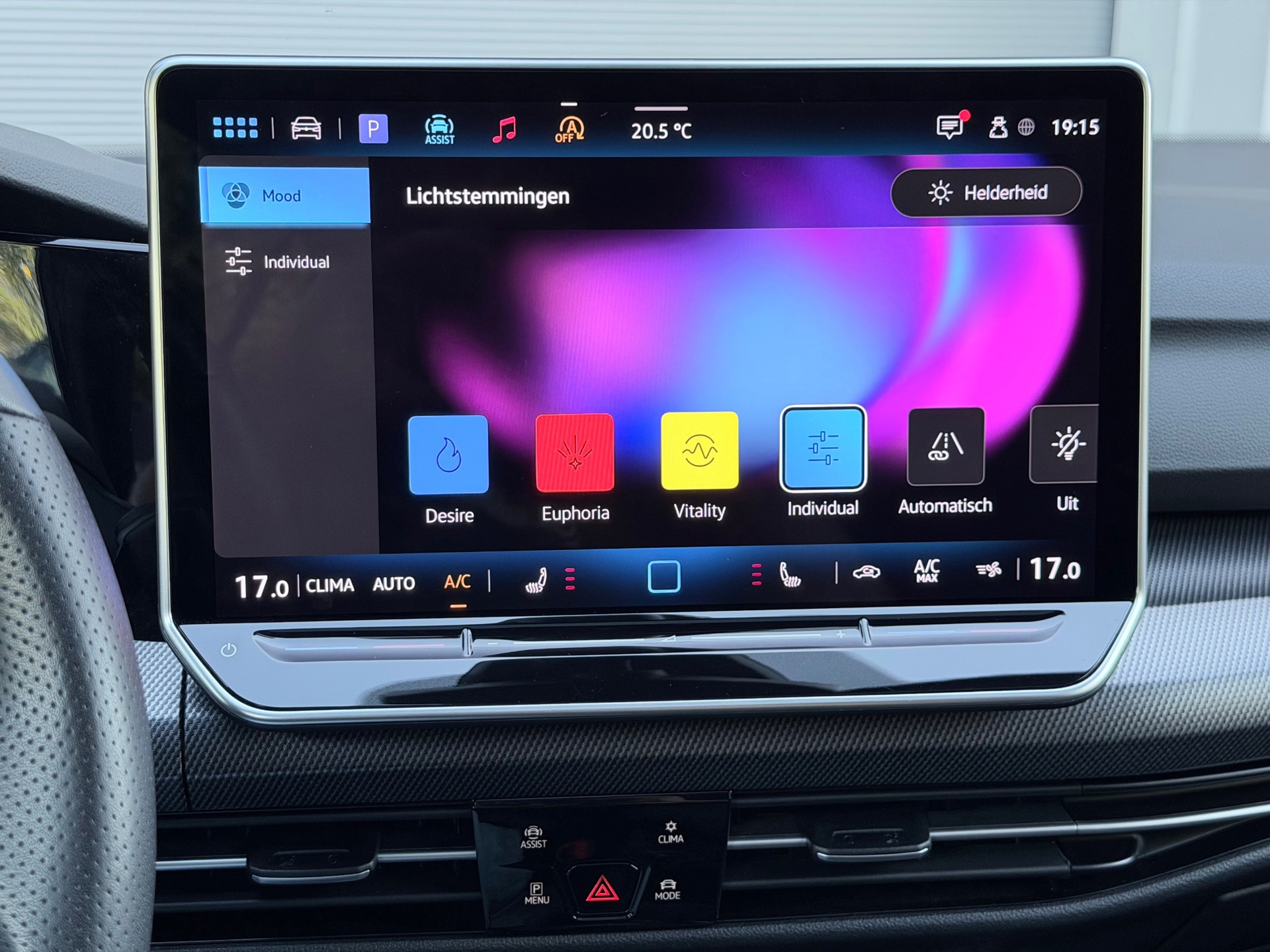 Volkswagen Golf 1.5 eTSI R-Line Edition (2025), foto 24