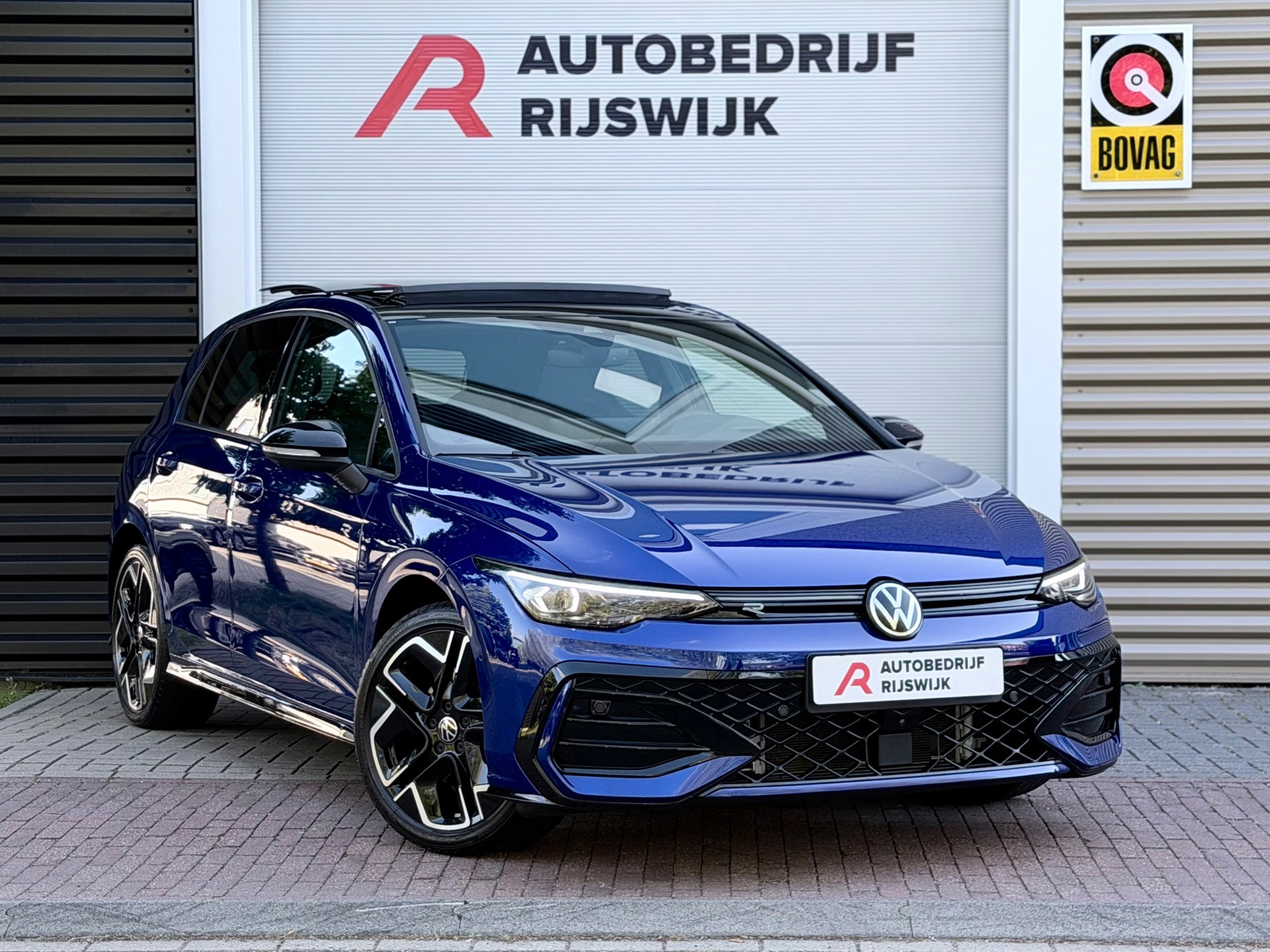 Volkswagen Golf 1.5 eTSI R-Line Edition (2025), foto 6