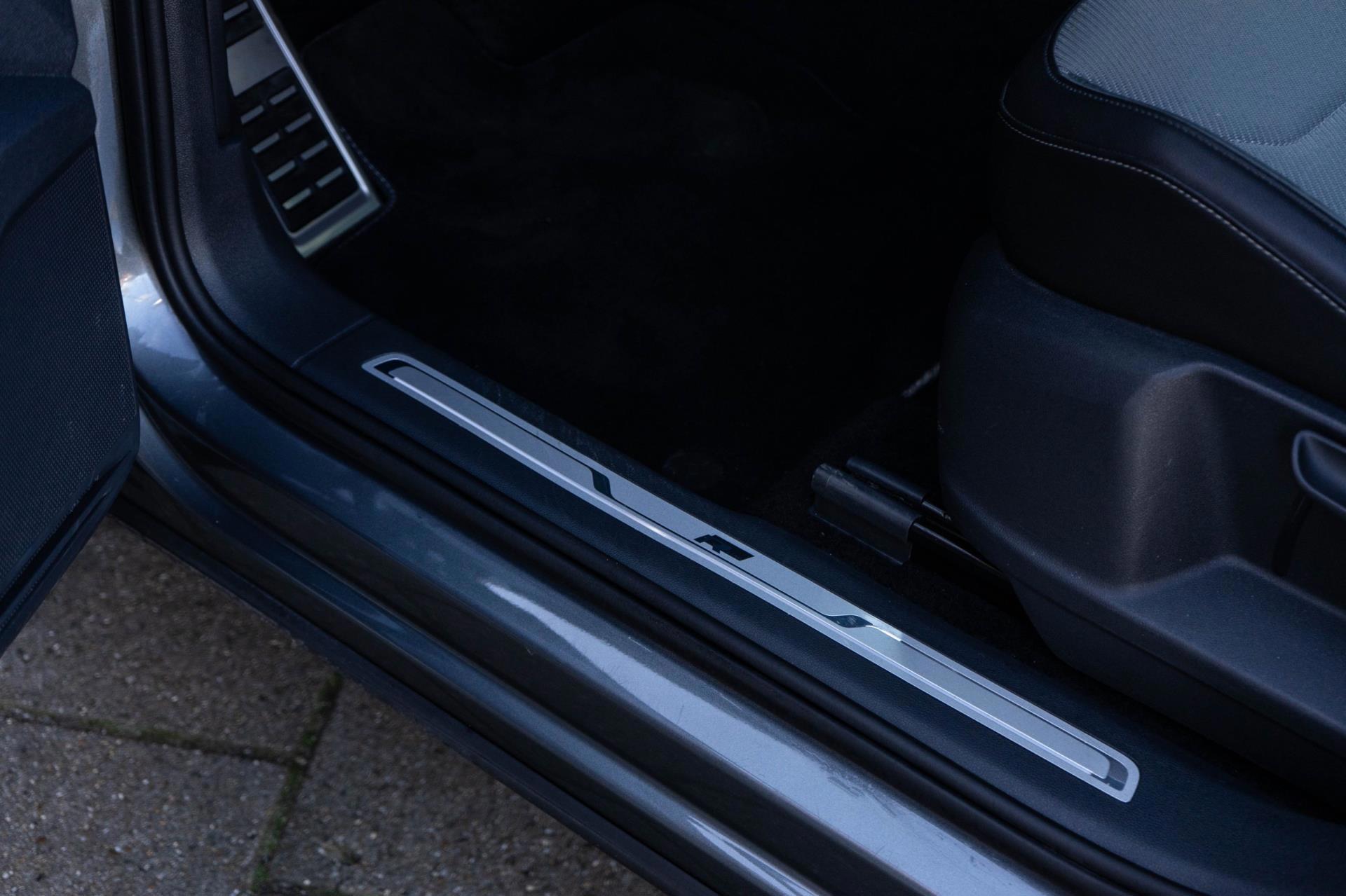 Volkswagen Tiguan 2.0 TSI 220PK 4Motion R-Line (2017), foto 32