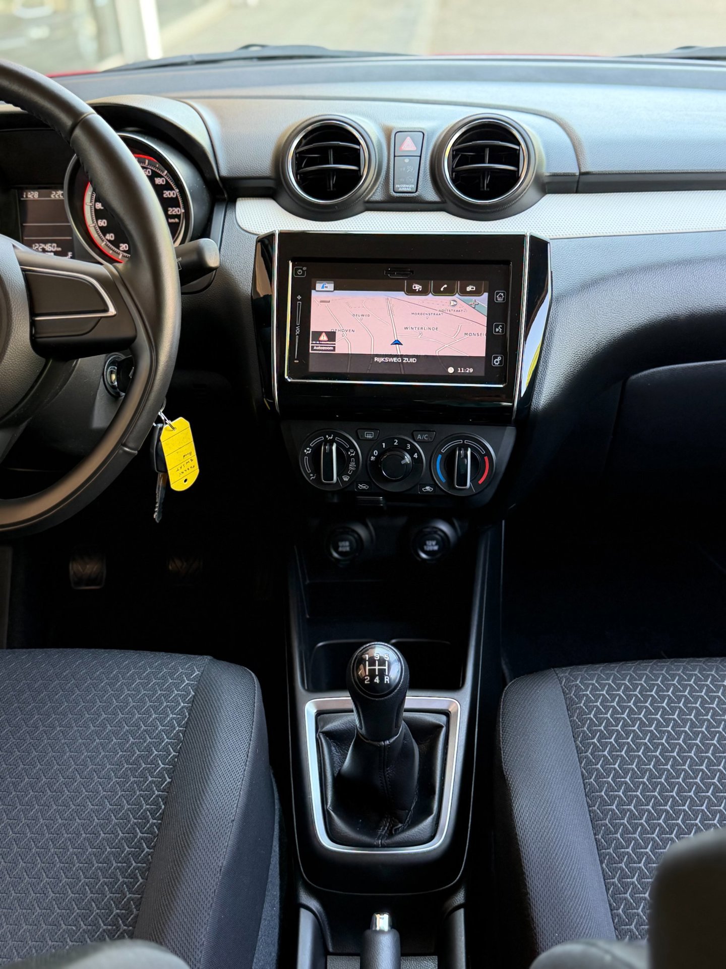 Suzuki Swift 1.2 Business Edition (2017), foto 10