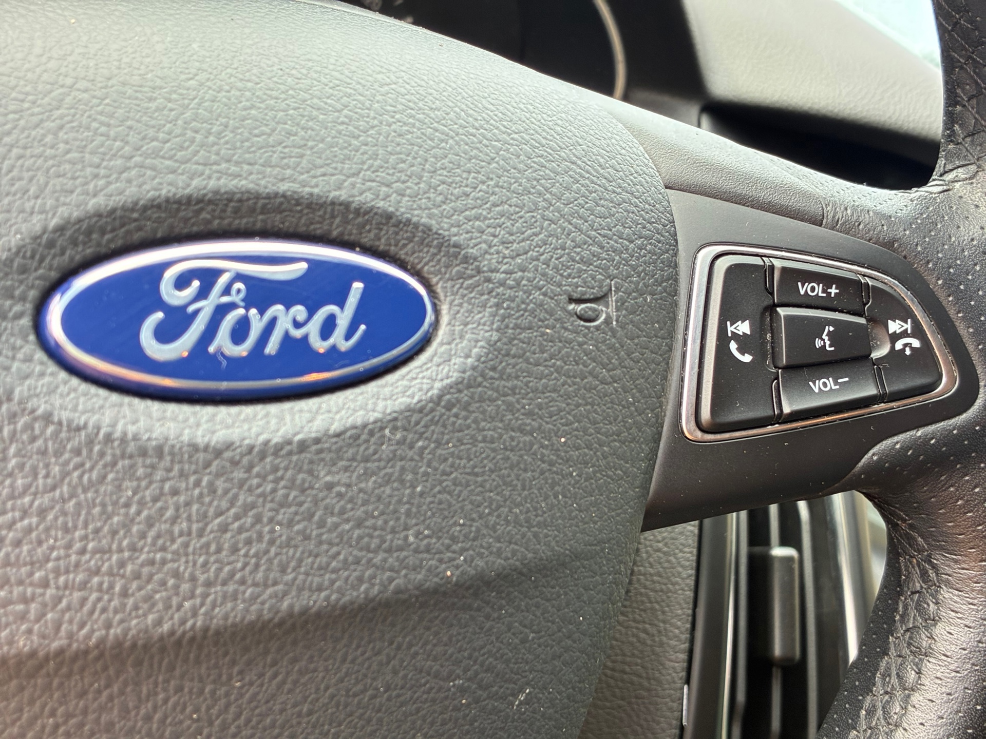 Ford Focus 1.0 ST-Line (2018), foto 21