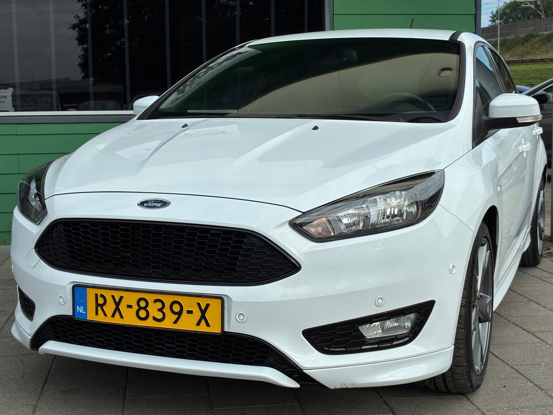 Ford Focus 1.0 ST-Line (2018), foto 4