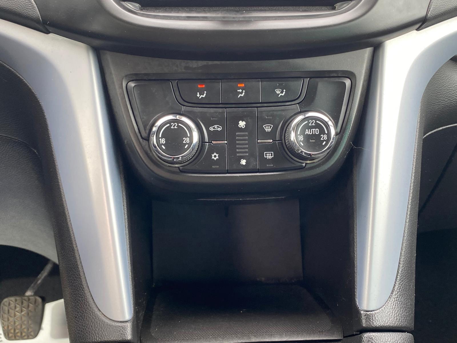 Opel Zafira Tourer 1.4 Edition mpv 7ps. Camera (2016), foto 21