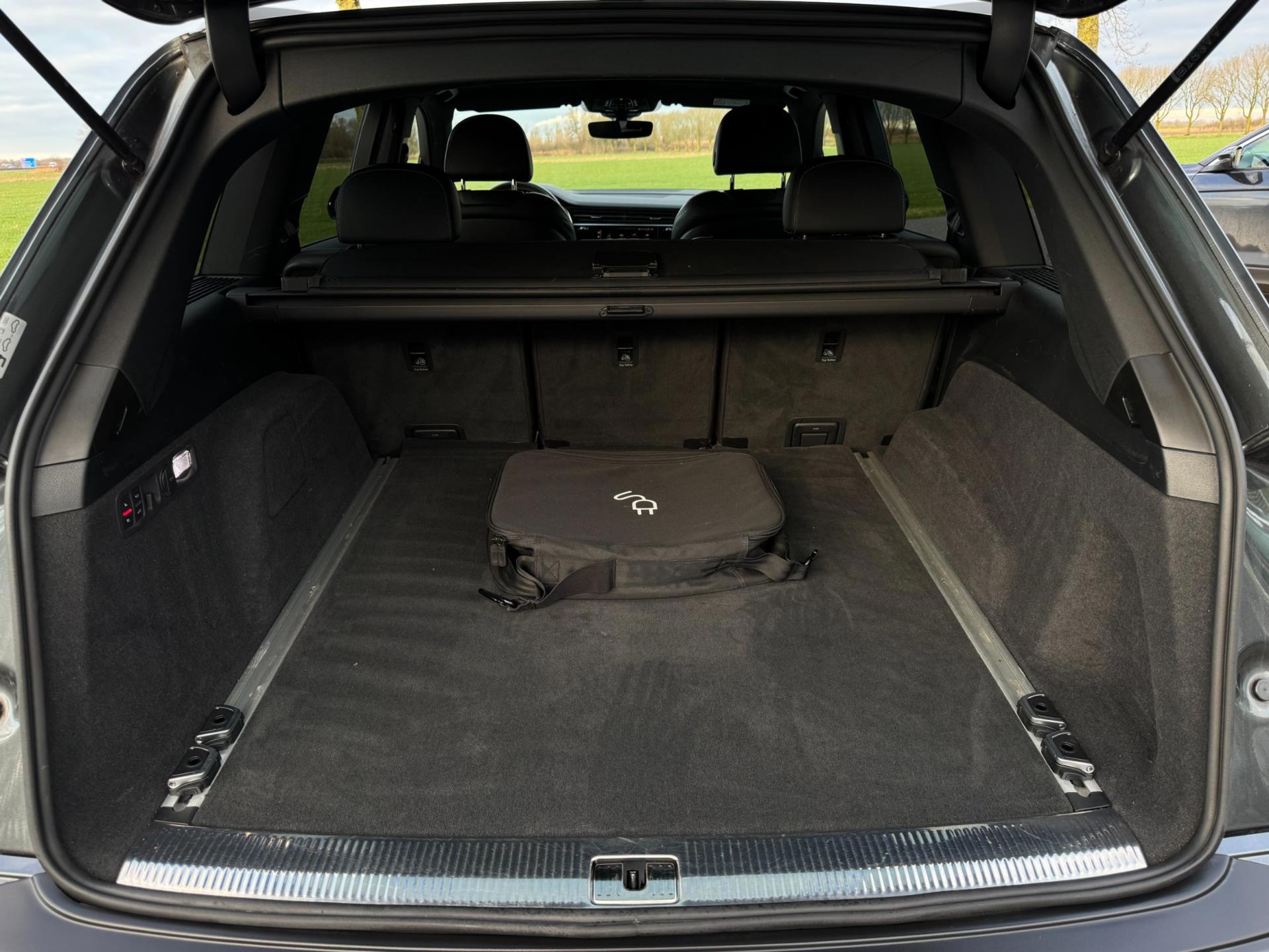 Audi Q7 55 TFSI e quattro Pro Line Plus SOH 92% (2021), foto 52