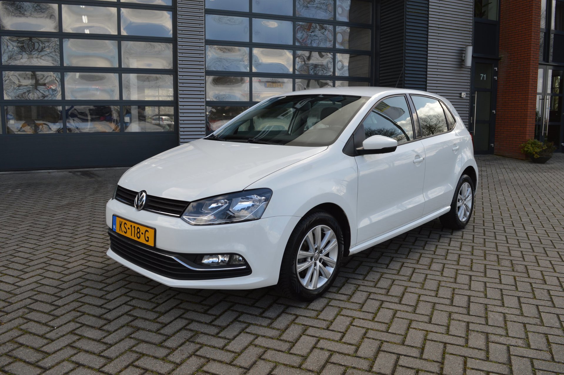 Volkswagen Polo 1.2 TSI Comfortline (2016), foto 2