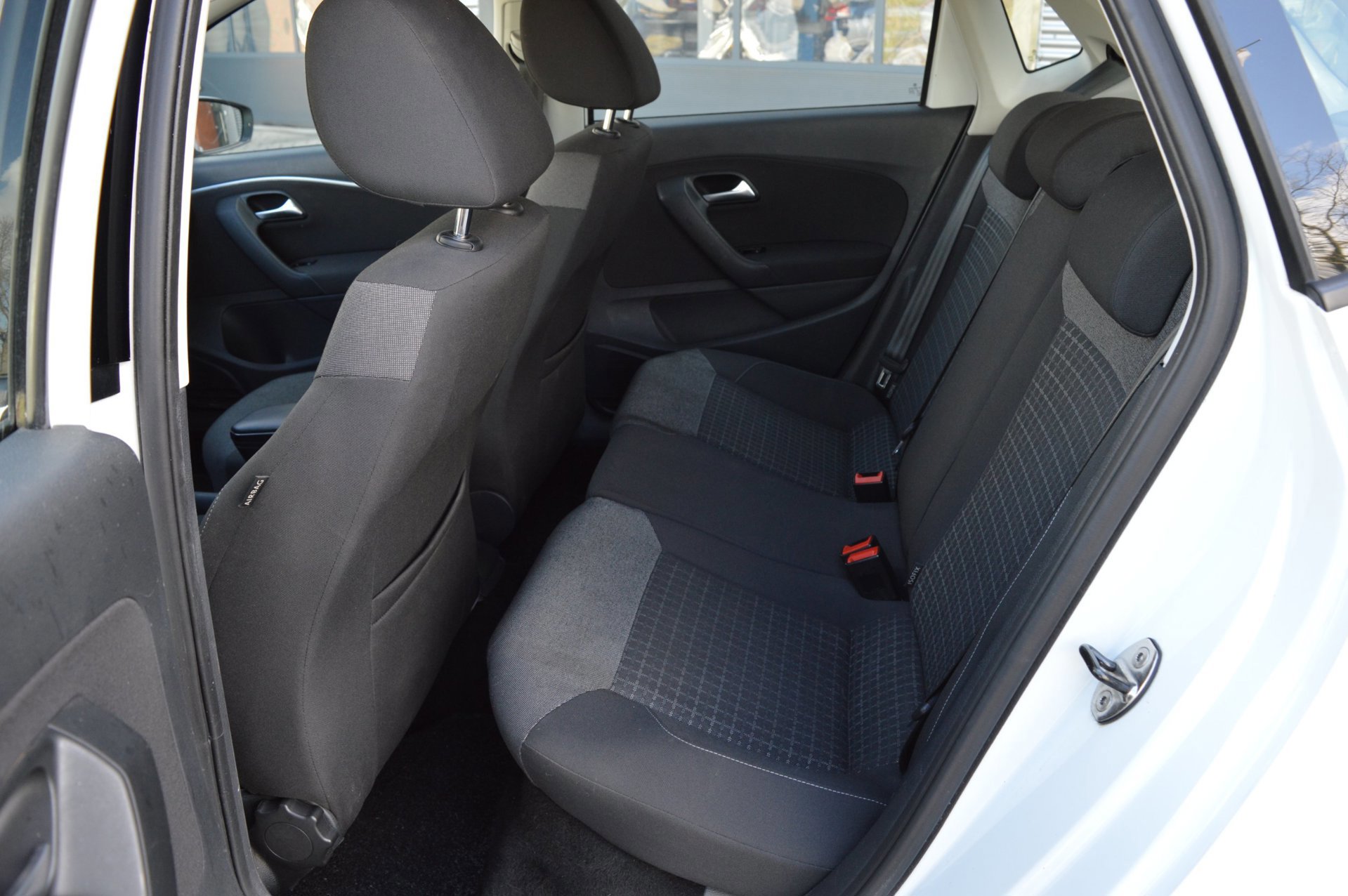 Volkswagen Polo 1.2 TSI Comfortline (2016), foto 14