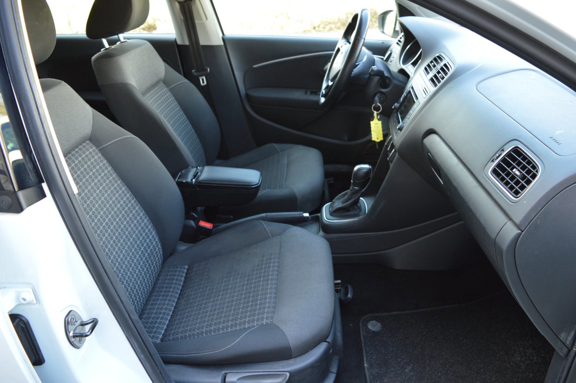 Volkswagen Polo 1.2 TSI Comfortline (2016), foto 18