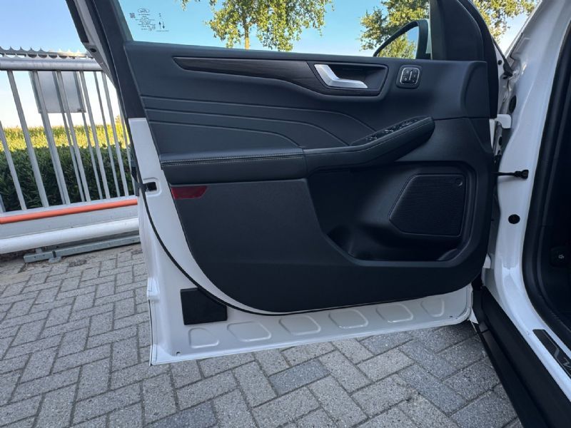 Ford Kuga 2.5 PHEV ST-Line X Vignale (2023), foto 11