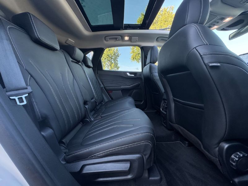 Ford Kuga 2.5 PHEV ST-Line X Vignale (2023), foto 40
