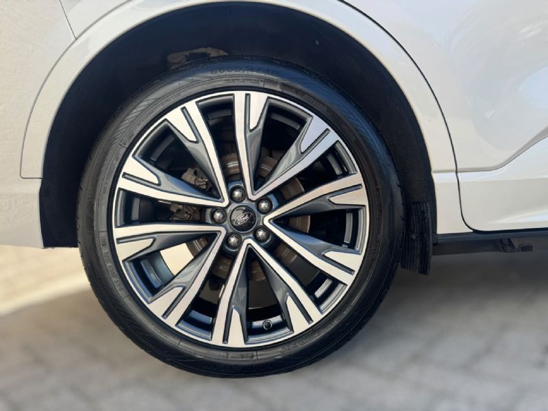 Ford Kuga 2.5 PHEV ST-Line X Vignale (2023), foto 9