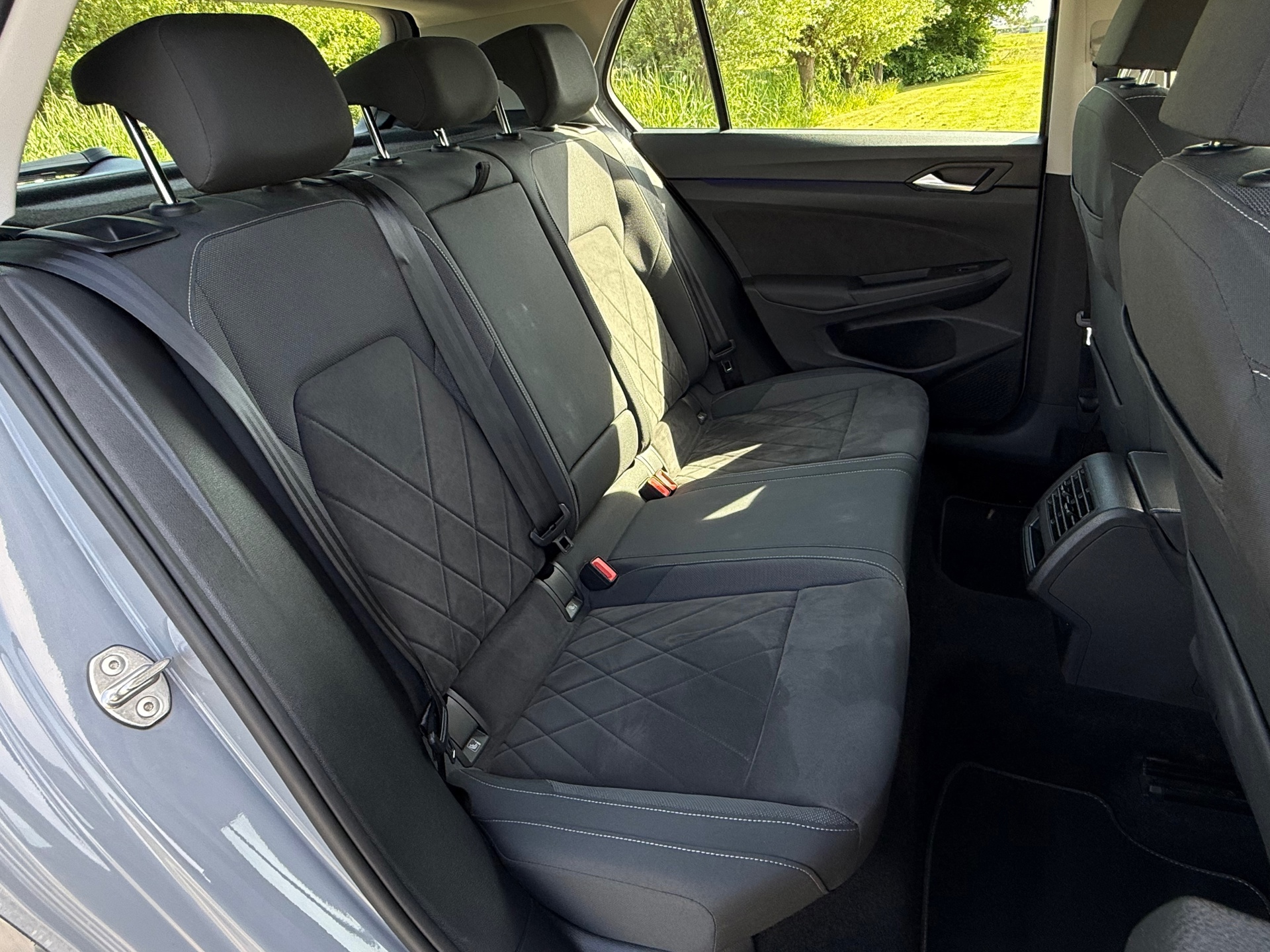 Volkswagen Golf 1.5 TSI Life Business (2023), foto 12