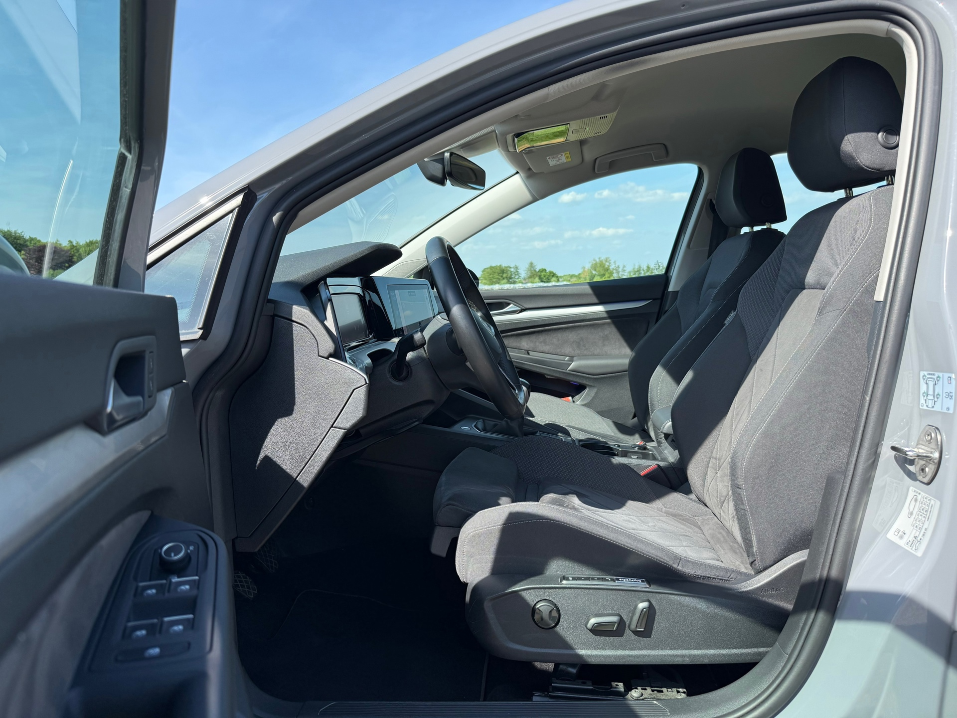 Volkswagen Golf 1.5 TSI Life Business (2023), foto 6