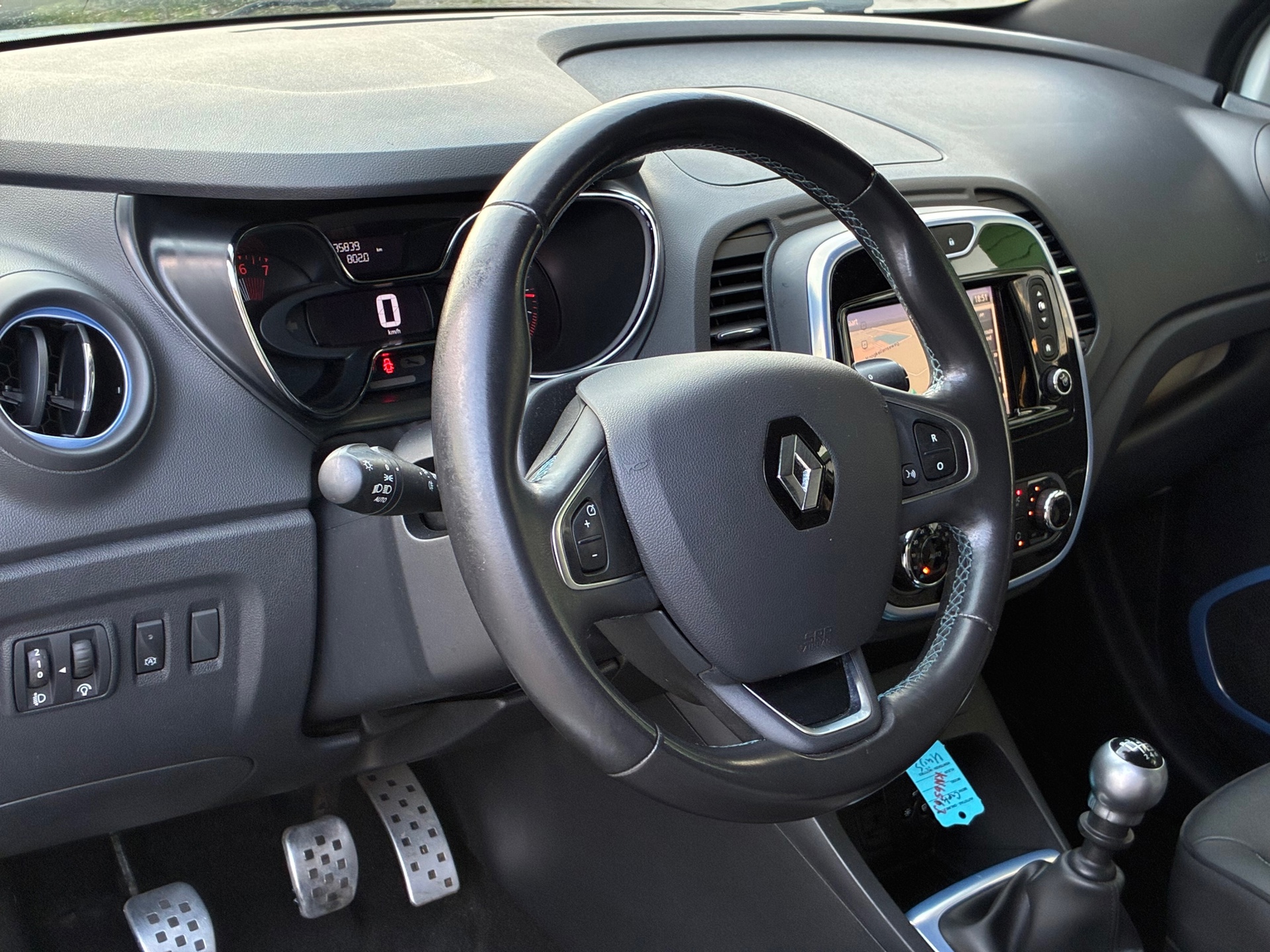 Renault Captur 1.2 TCe Wave (2016), foto 11