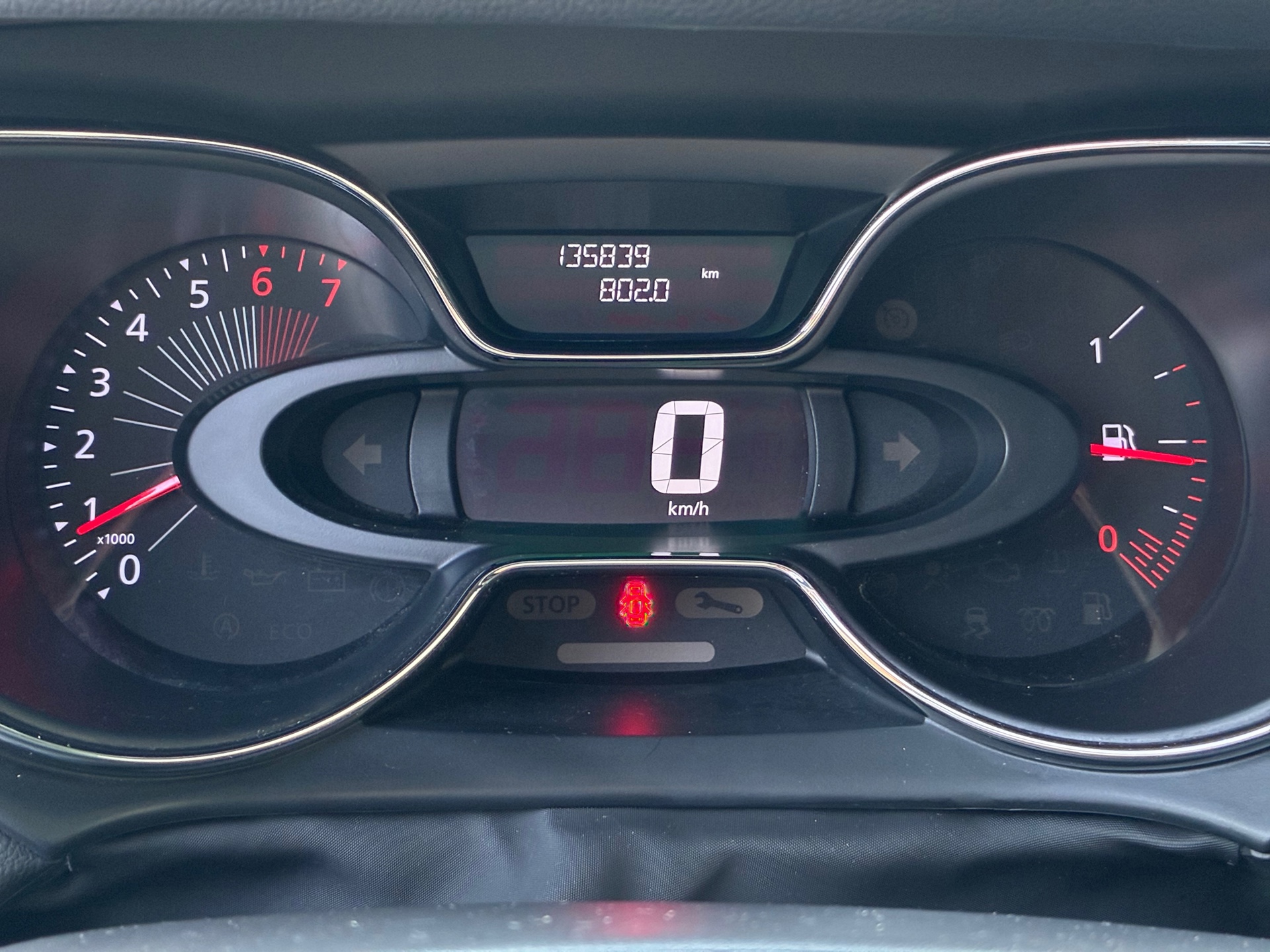 Renault Captur 1.2 TCe Wave (2016), foto 15