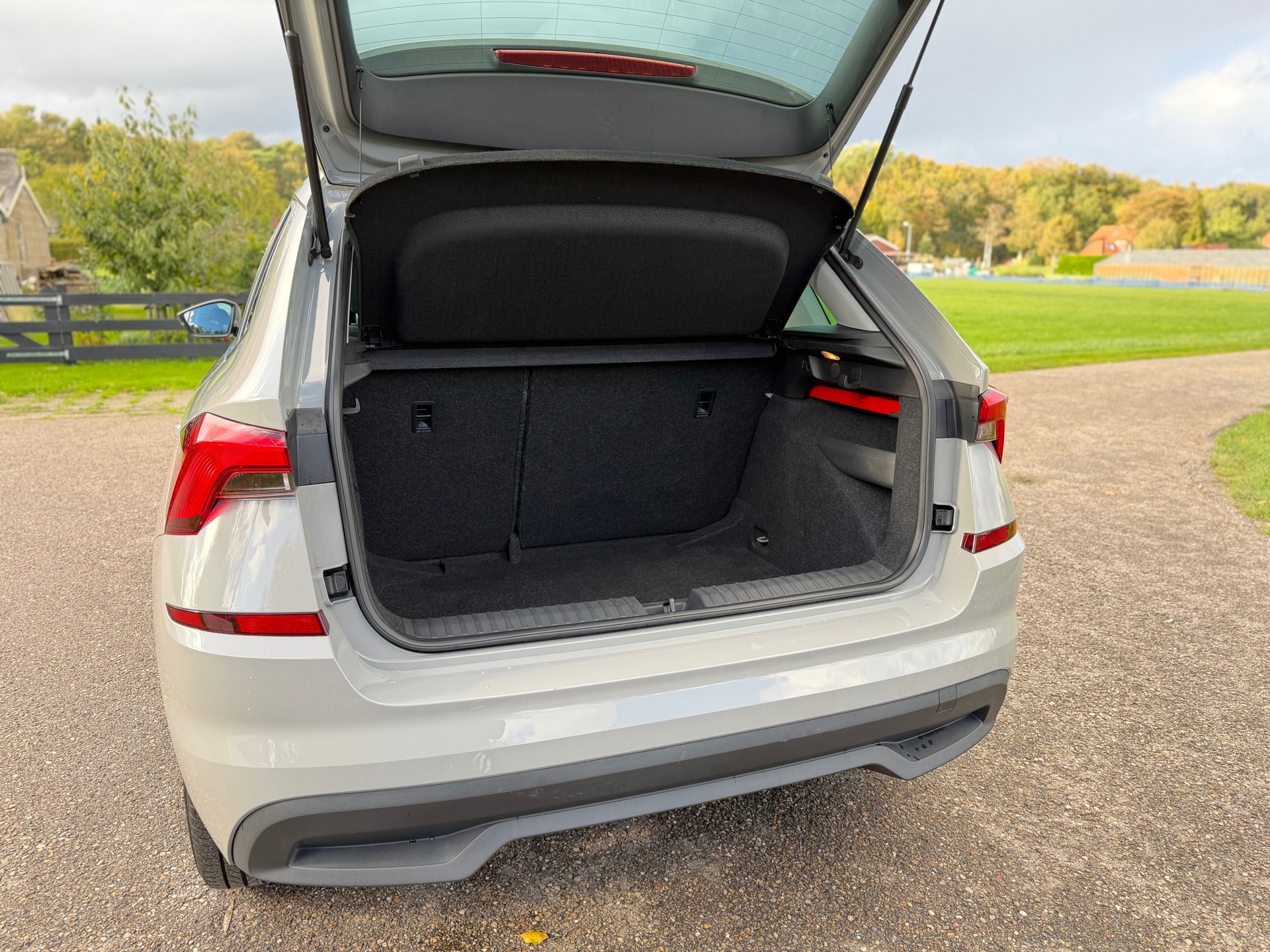 Skoda Kamiq 1.0 TSI Ambition (2020), foto 19