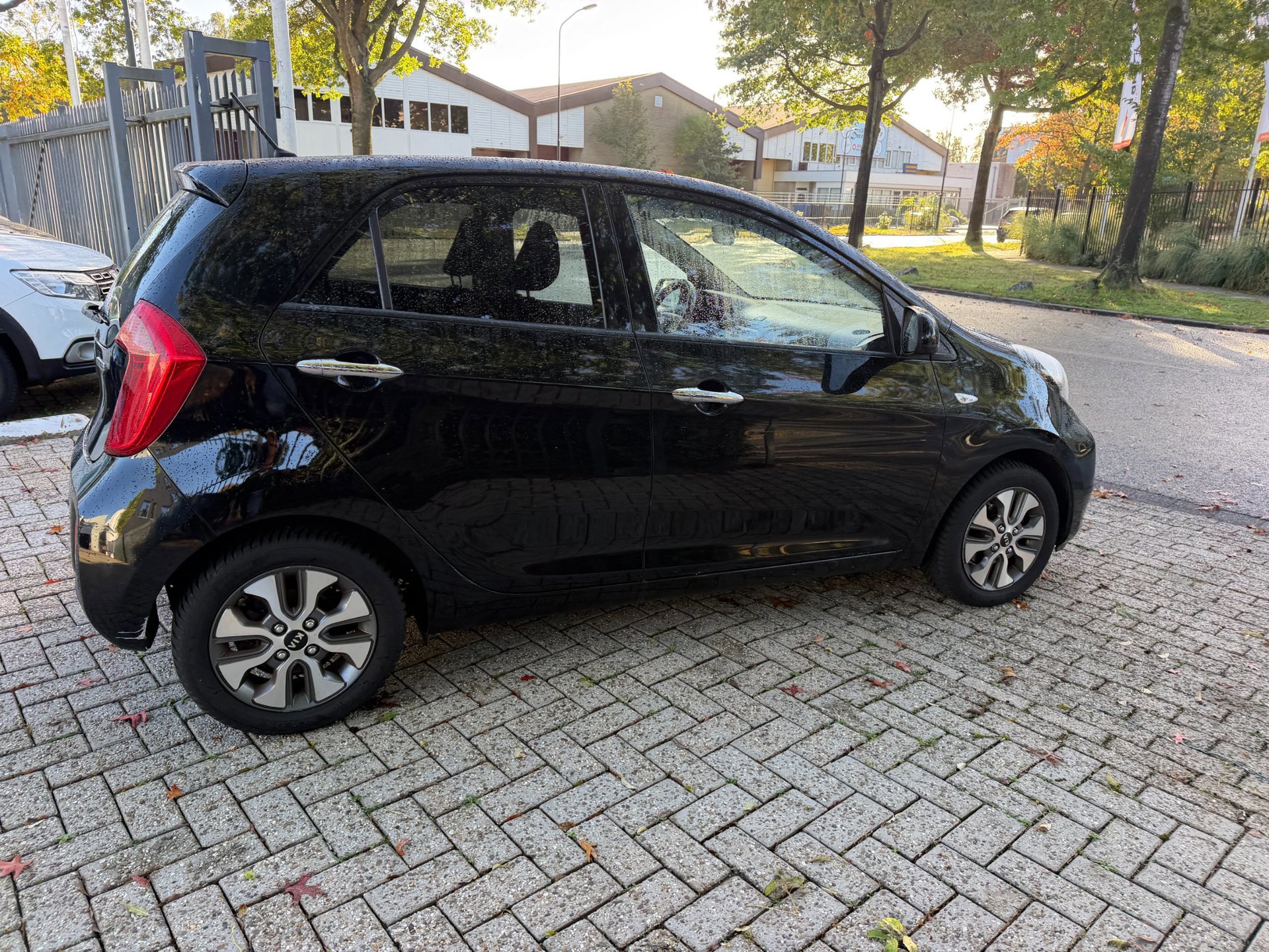 Kia Picanto 1.0 CVVT DynamicLine (2016), foto 16