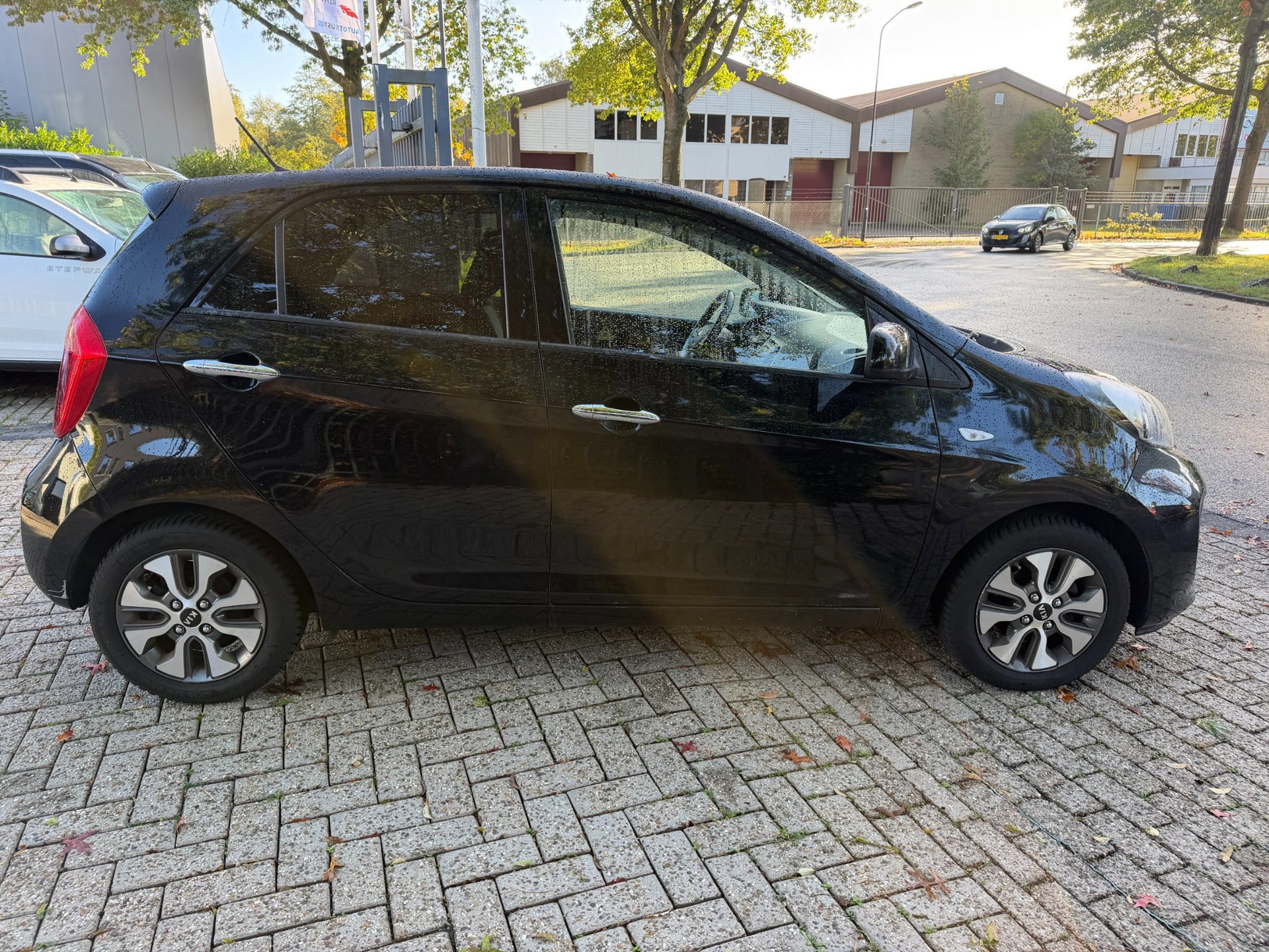 Kia Picanto 1.0 CVVT DynamicLine (2016), foto 17