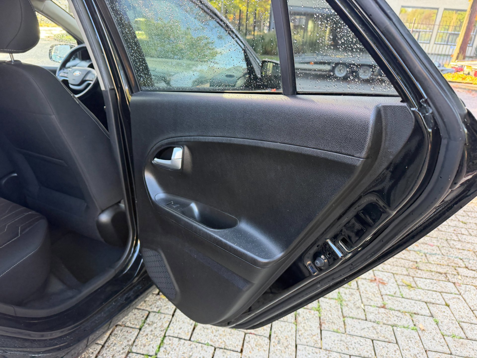 Kia Picanto 1.0 CVVT DynamicLine (2016), foto 47