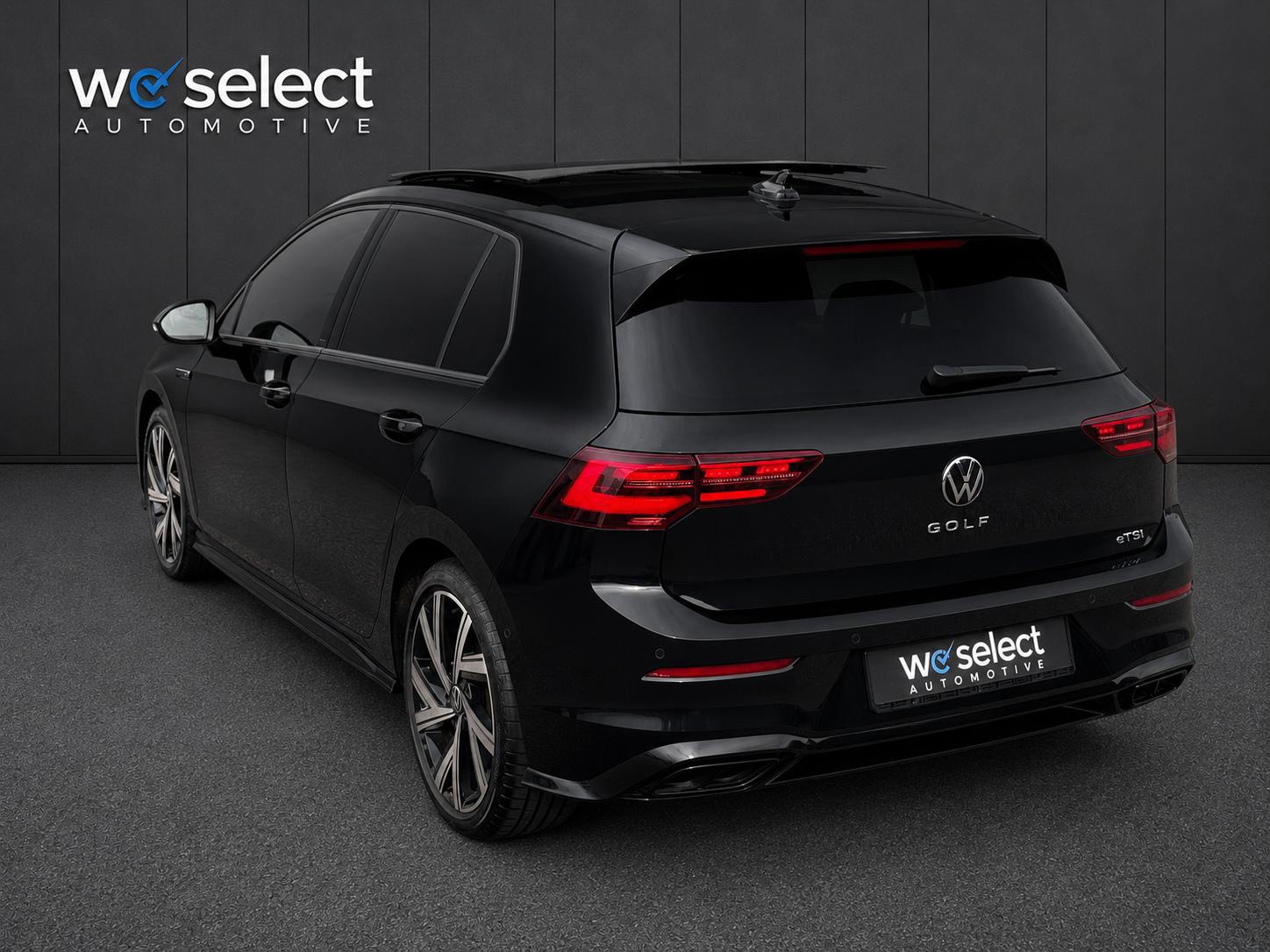 Volkswagen Golf 1.5 eTSI R-Line (2023), foto 8