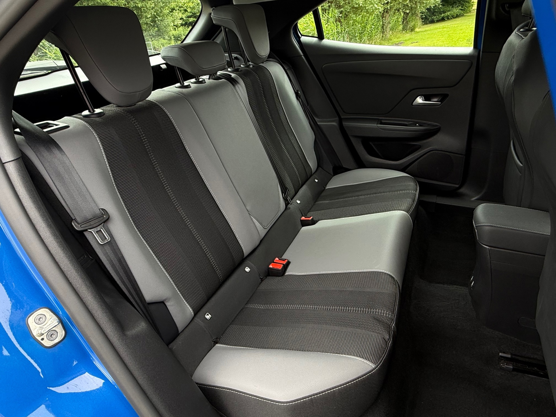 Opel Mokka 1.2 Turbo (2024), foto 12