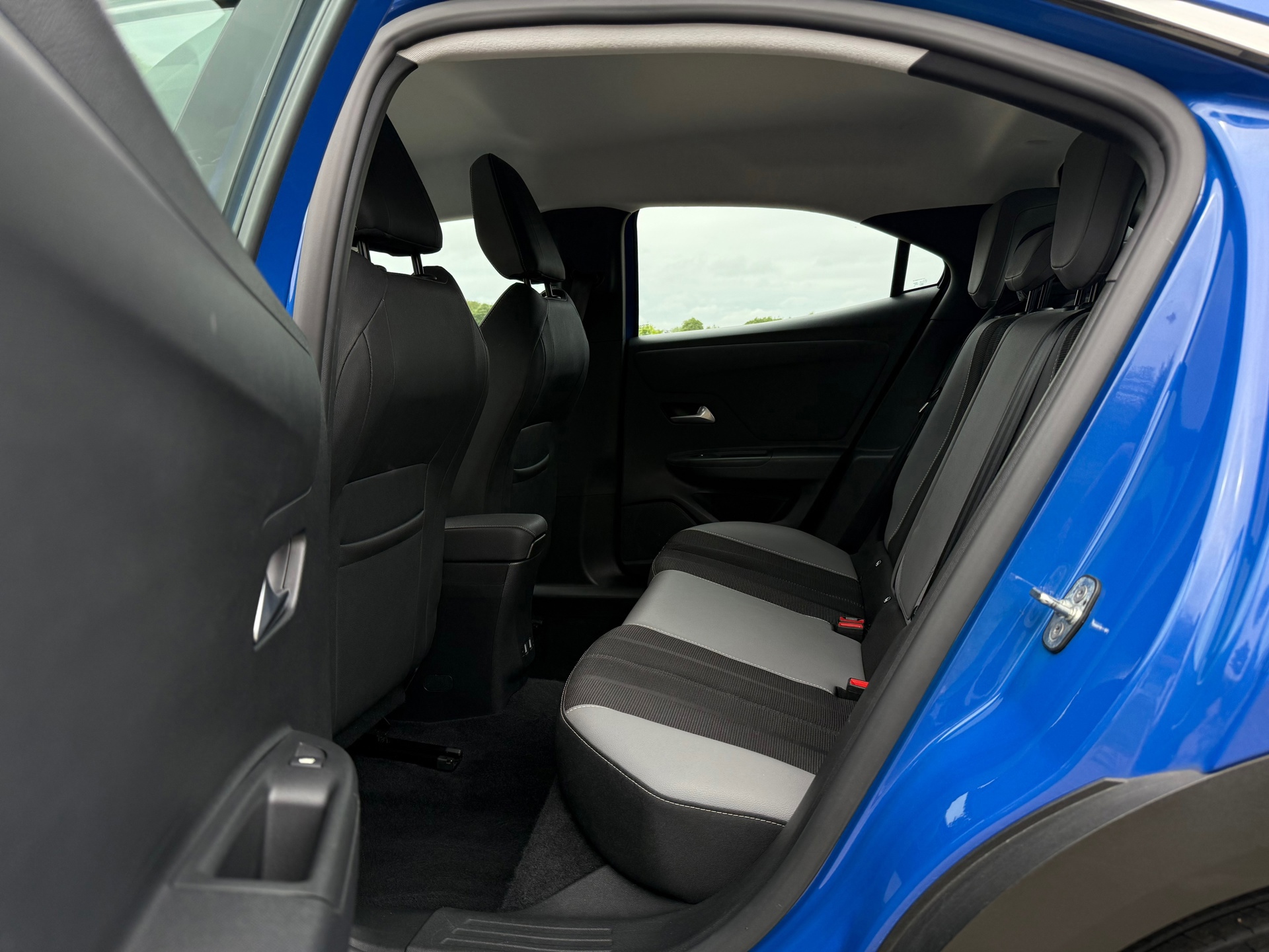 Opel Mokka 1.2 Turbo (2024), foto 8