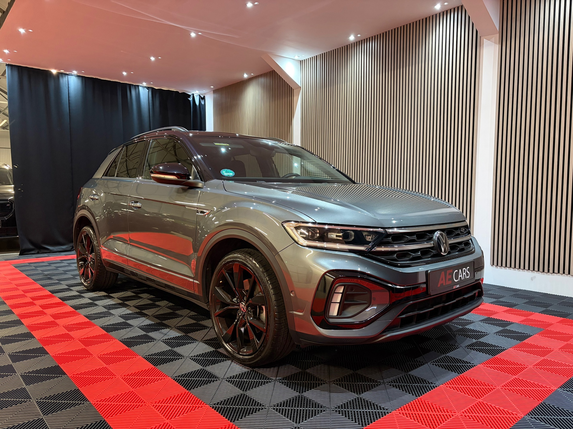 Volkswagen T-Roc 1.5 TSI R-Line Business (2022)