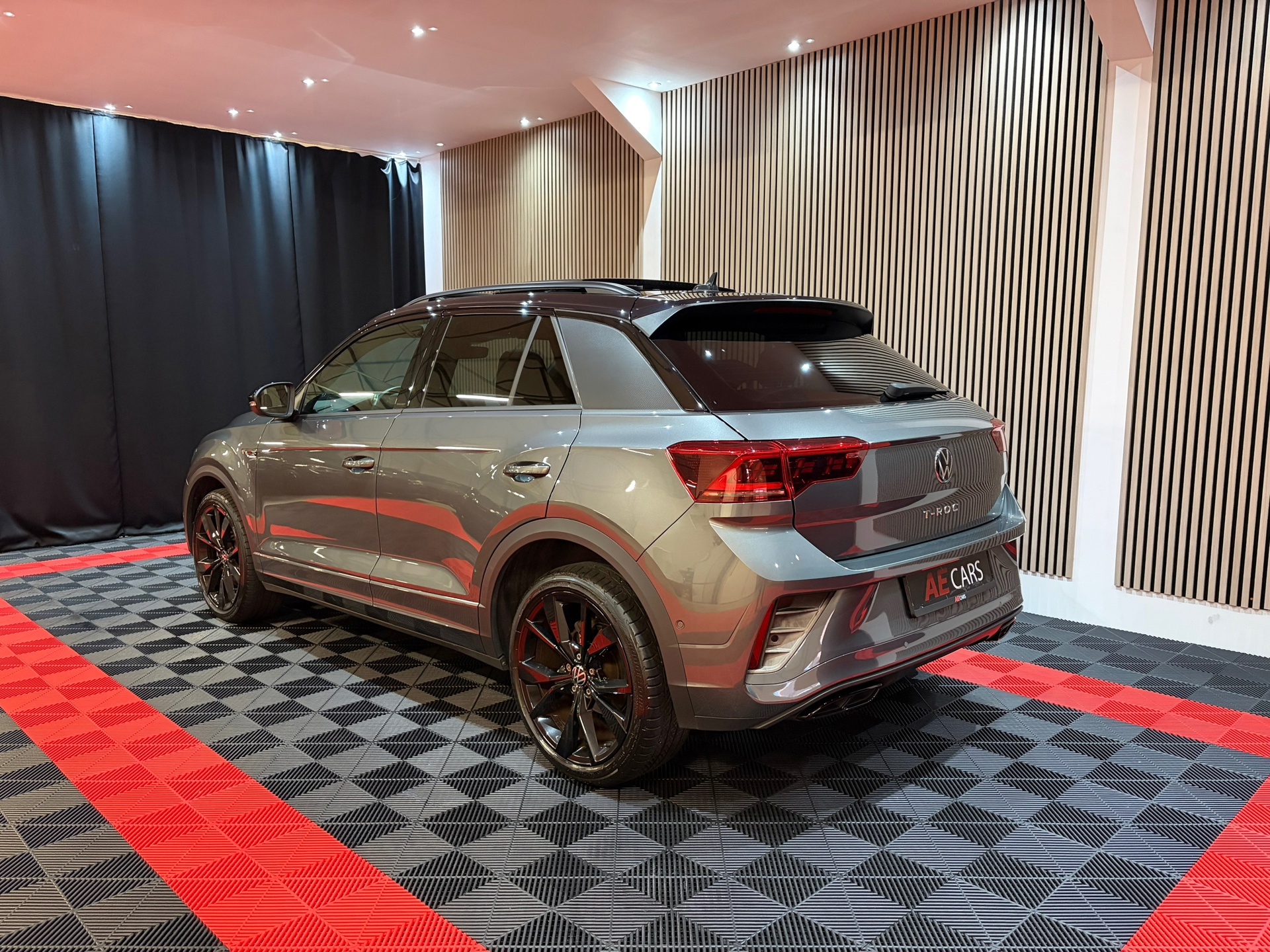 Volkswagen T-Roc 1.5 TSI R-Line Business (2022), foto 12