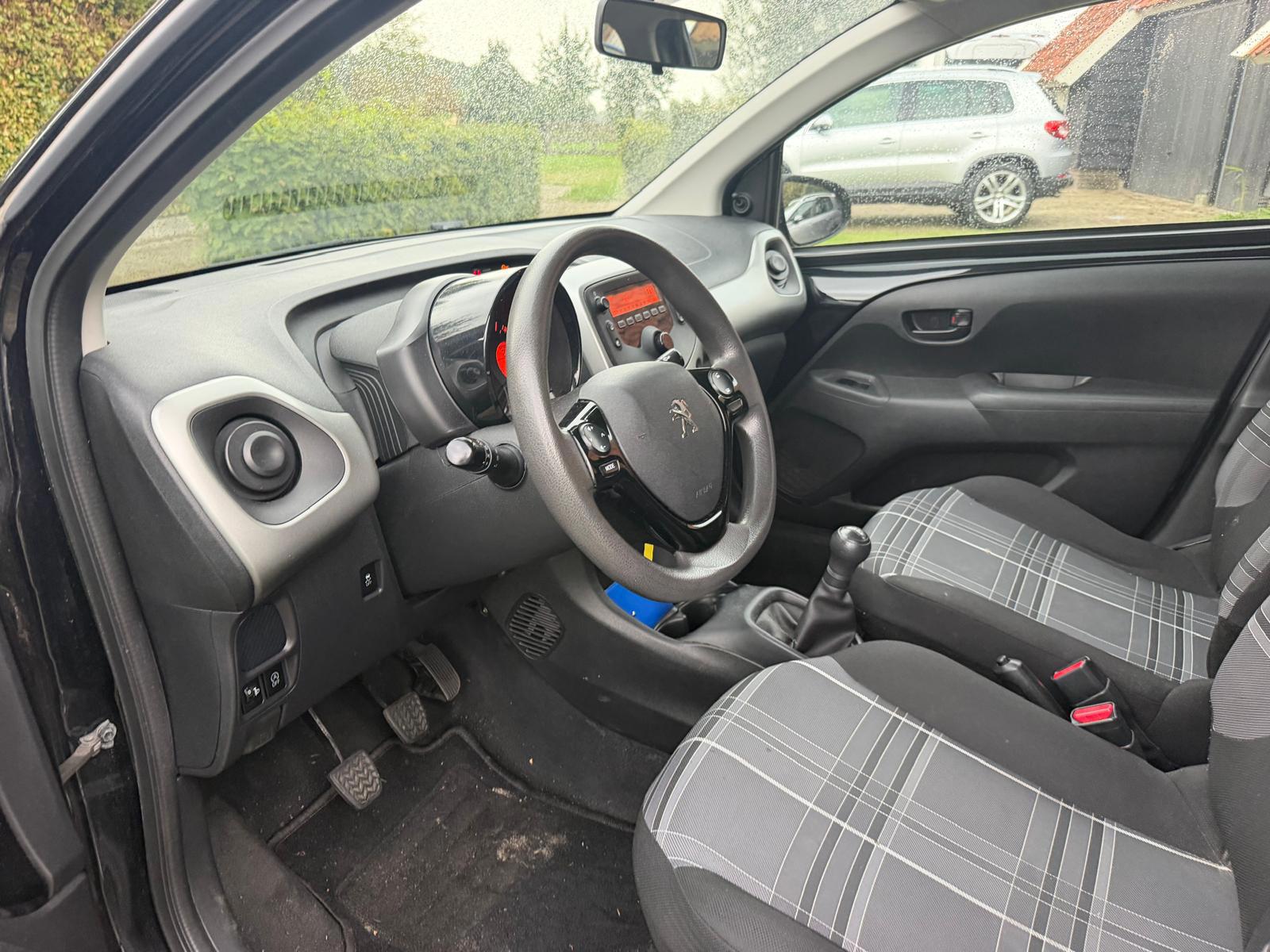 Peugeot 108 1.0 e-VTi Active (2017), foto 9