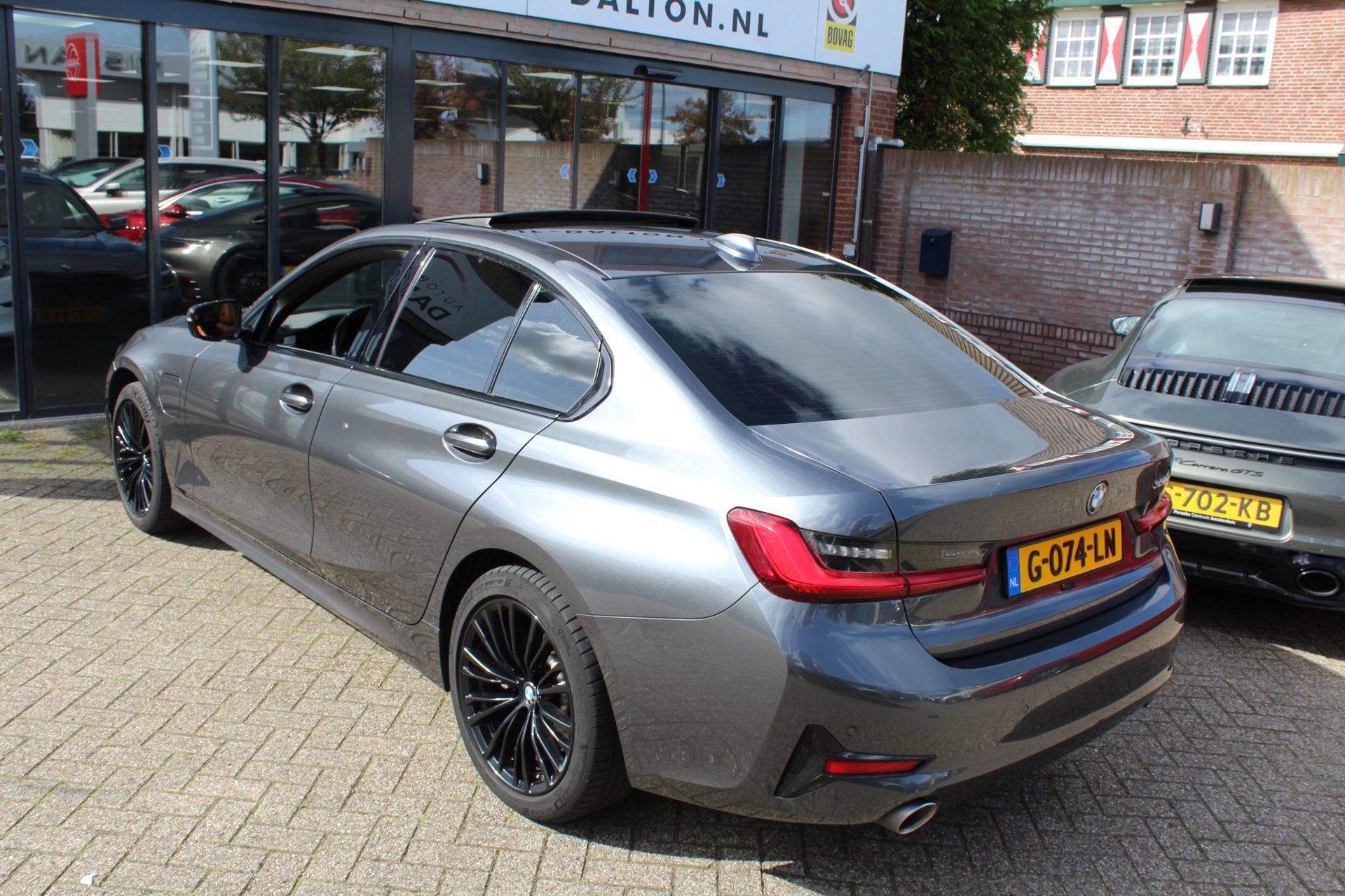 BMW 3-Serie 330e eDrive Edition (2019), foto 8