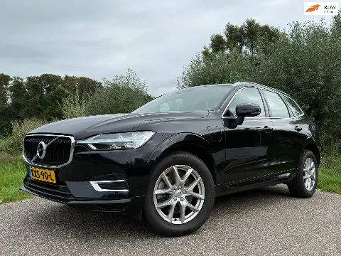Volvo XC60 2.0 T8 Twin Engine AWD Momentum Pro (2020)