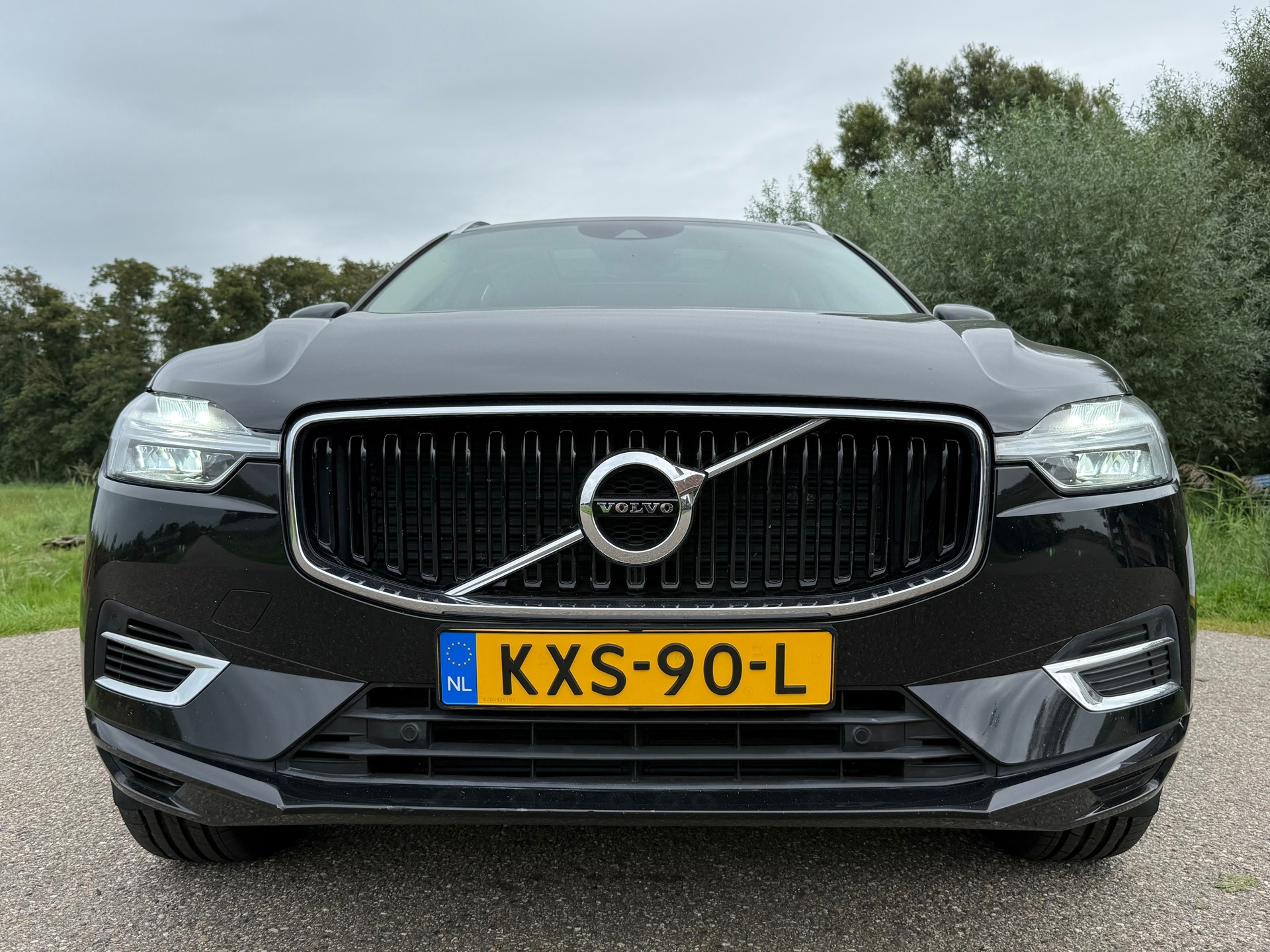 Volvo XC60 2.0 T8 Twin Engine AWD Momentum Pro (2020), foto 22