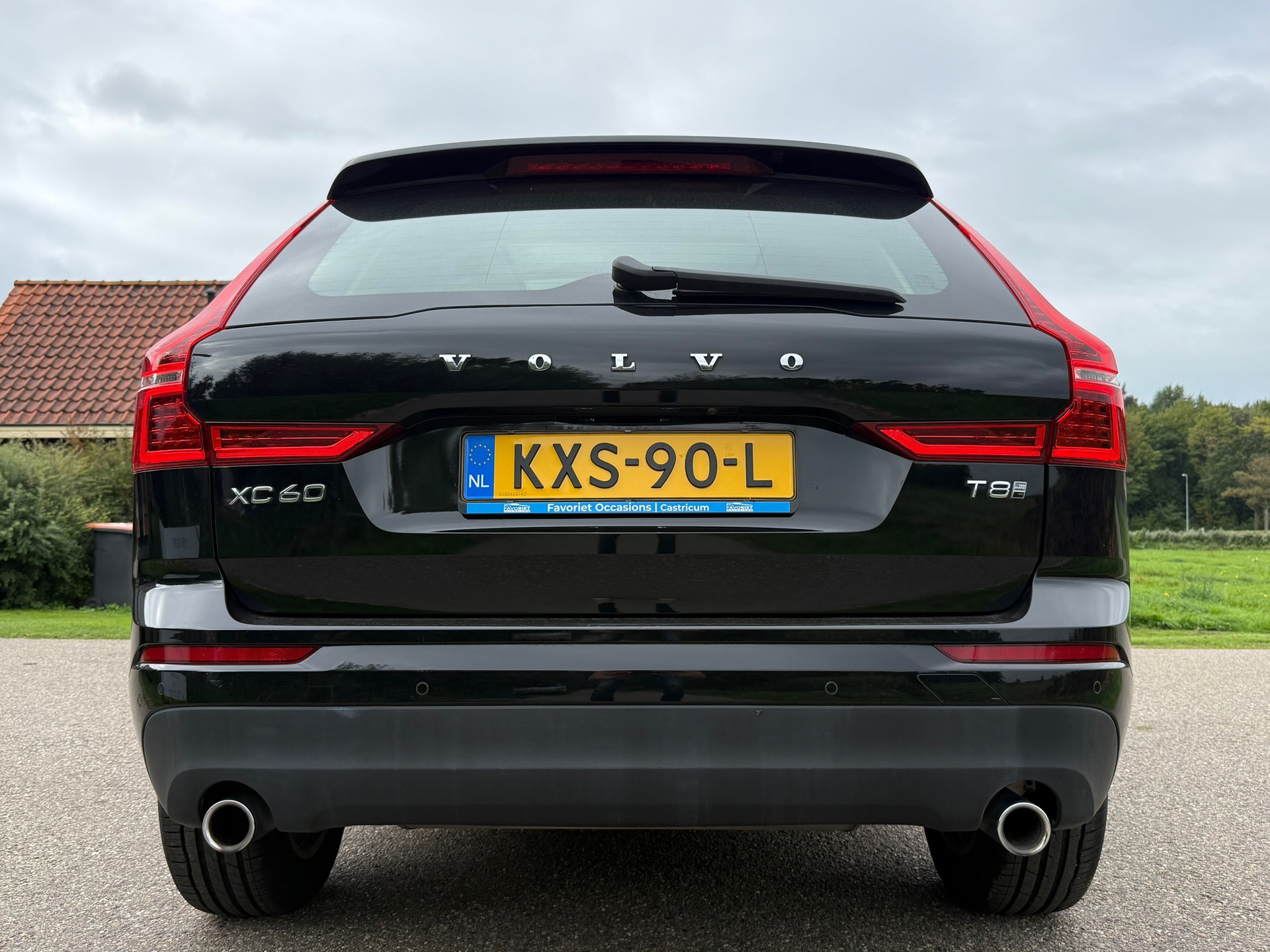 Volvo XC60 2.0 T8 Twin Engine AWD Momentum Pro (2020), foto 23