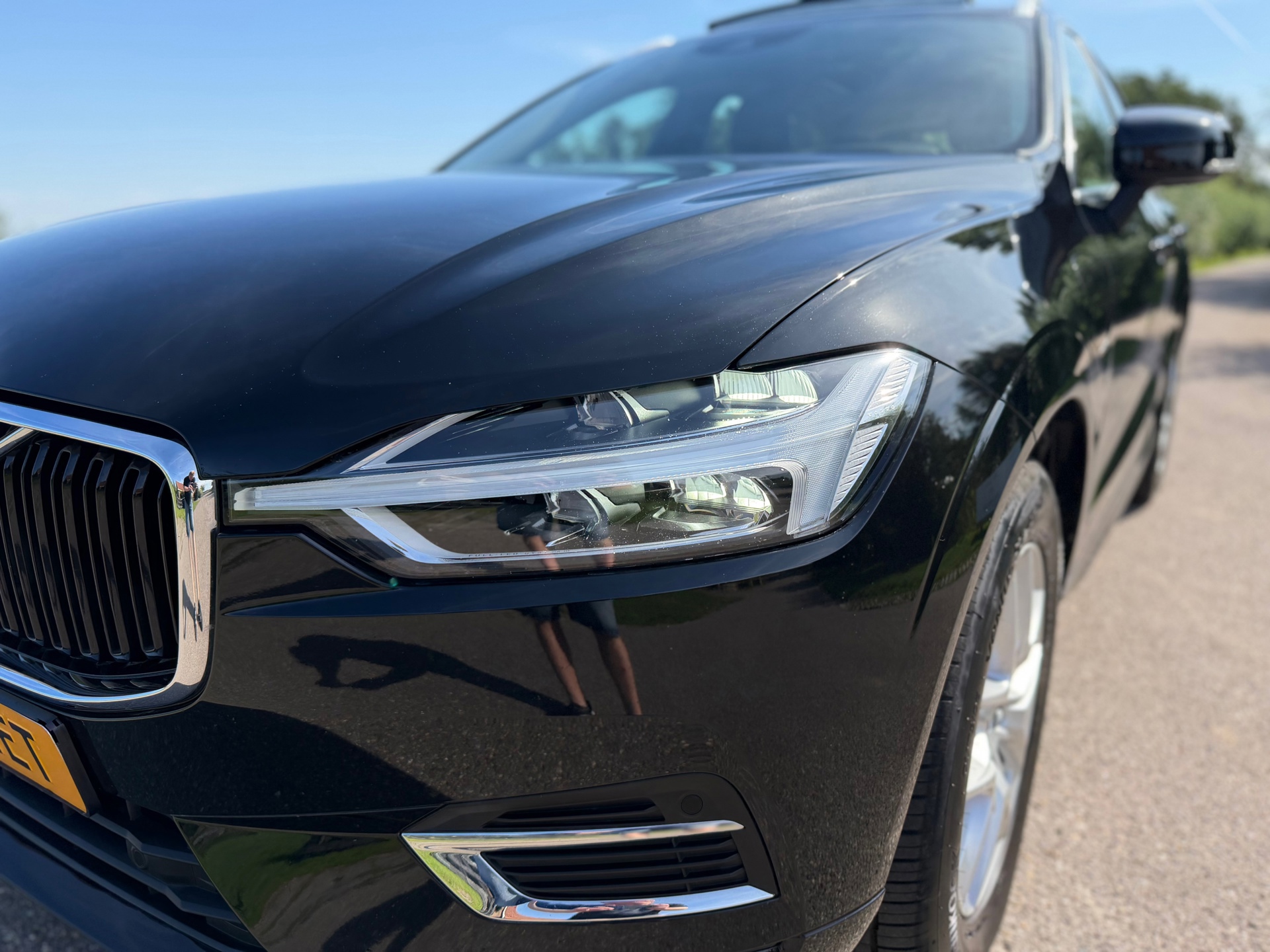 Volvo XC60 2.0 T8 Twin Engine AWD Momentum Pro (2020), foto 29