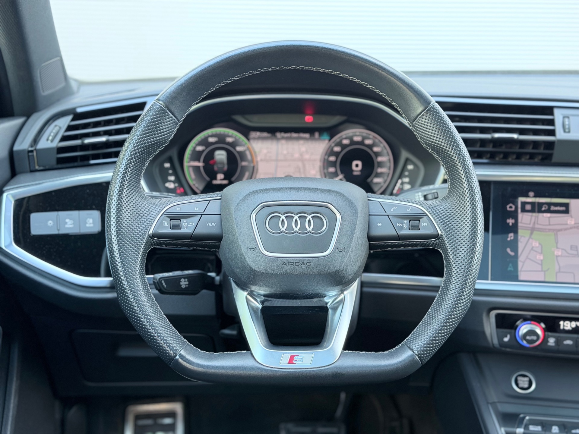 Audi Q3 Sportback 45 TFSI e S Edition (2023), foto 13