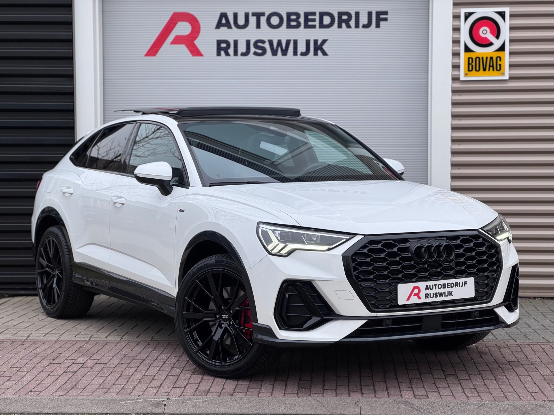 Audi Q3 Sportback 45 TFSI e S Edition (2023), foto 6